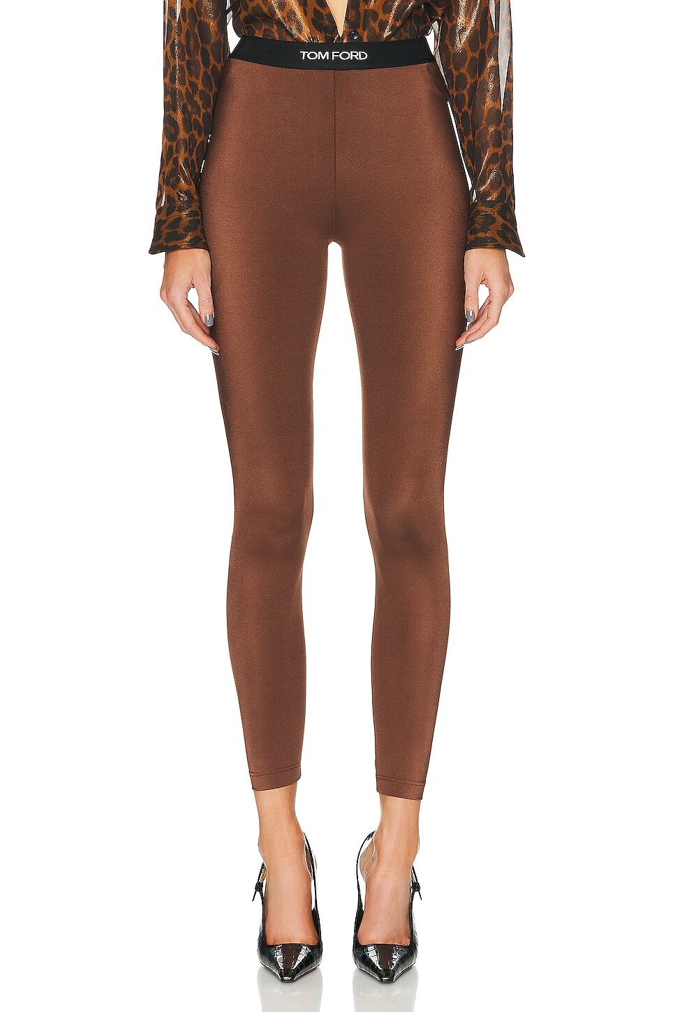 

Фирменные леггинсы TOM FORD, цвет Pine Brown