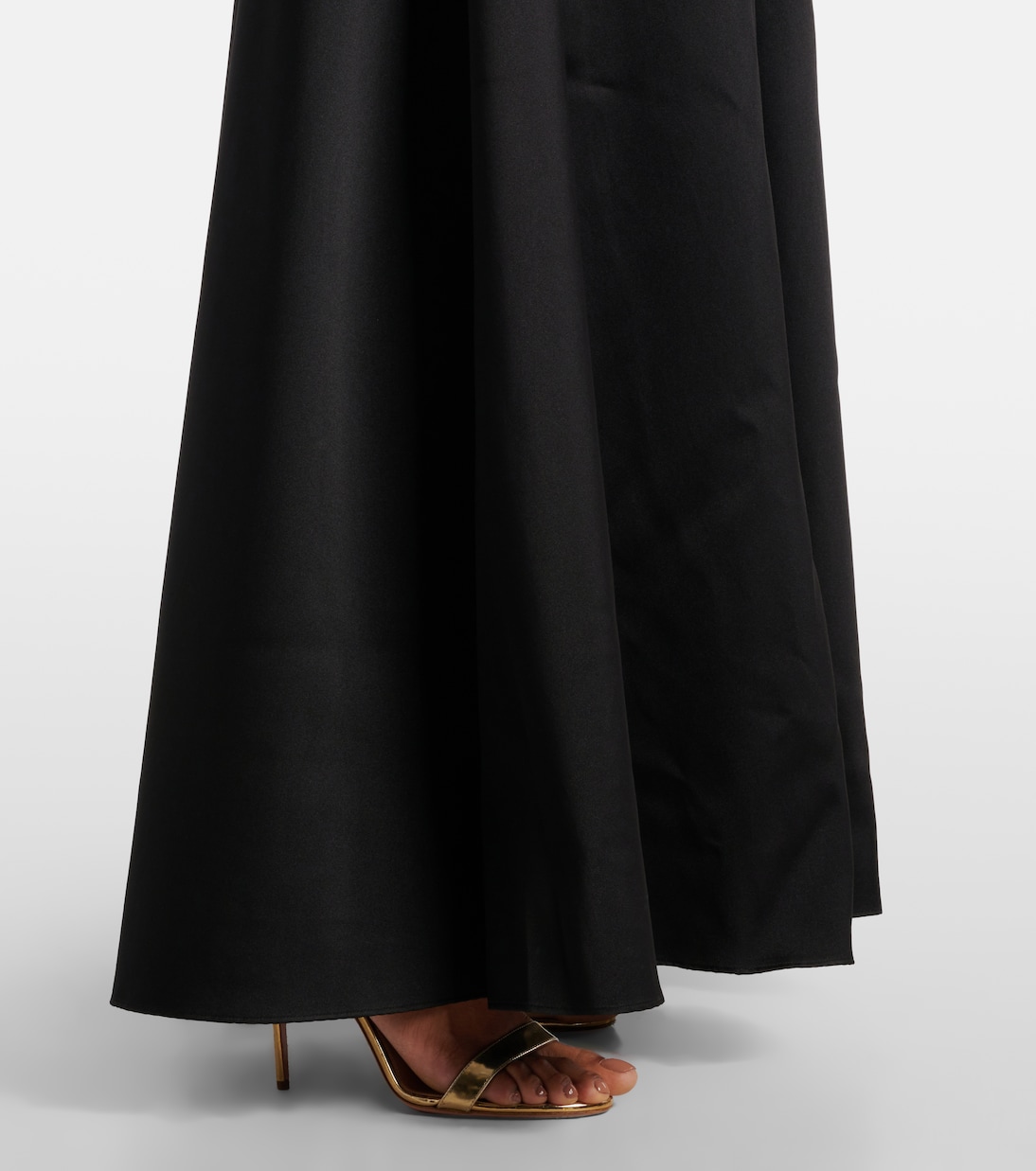 

Платье без бретелек из тафты Roland Mouret, черный