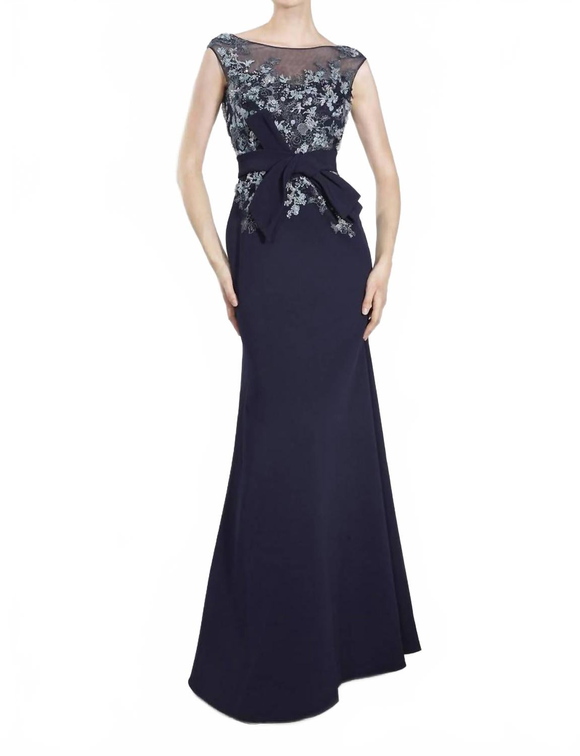 

Вышитое платье-русалка с бантом в темно-синем цвете Janique