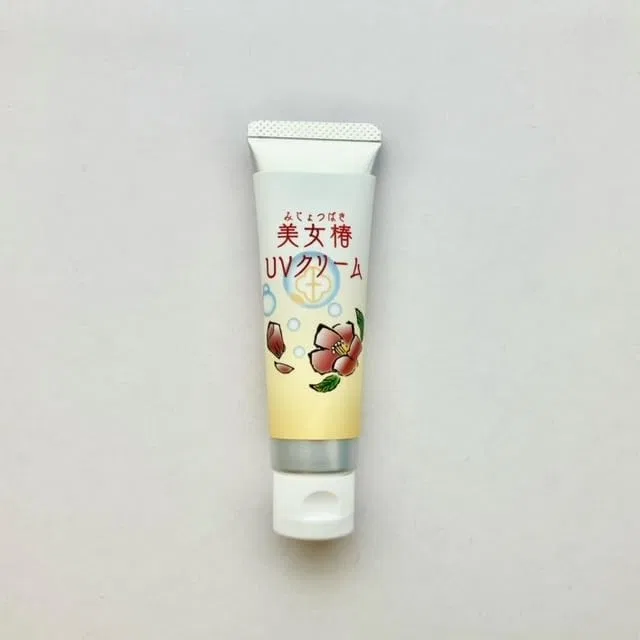 Солнцезащитный крем Goto Specialty Beauty Camellia UV Cream 30 г