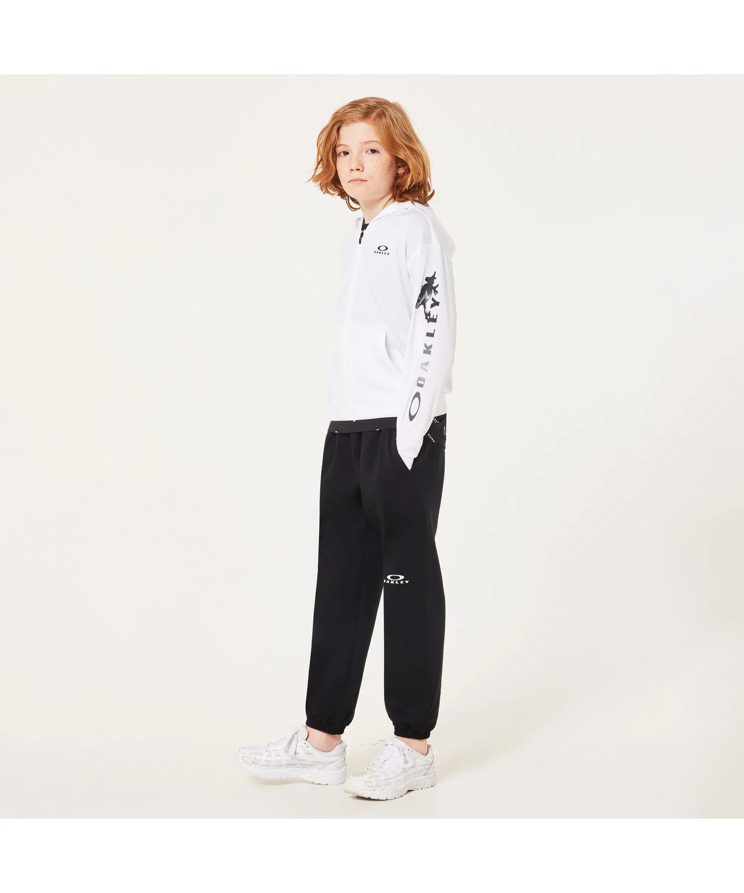 Худи Oakley YTR UV SHADE JKT 9.0 // Влагоотводящая/Быстросохнущая/Худи/UPF50+/Защита от УФ-излучения/Детская/Подростковая/OAKLEY — фото 3