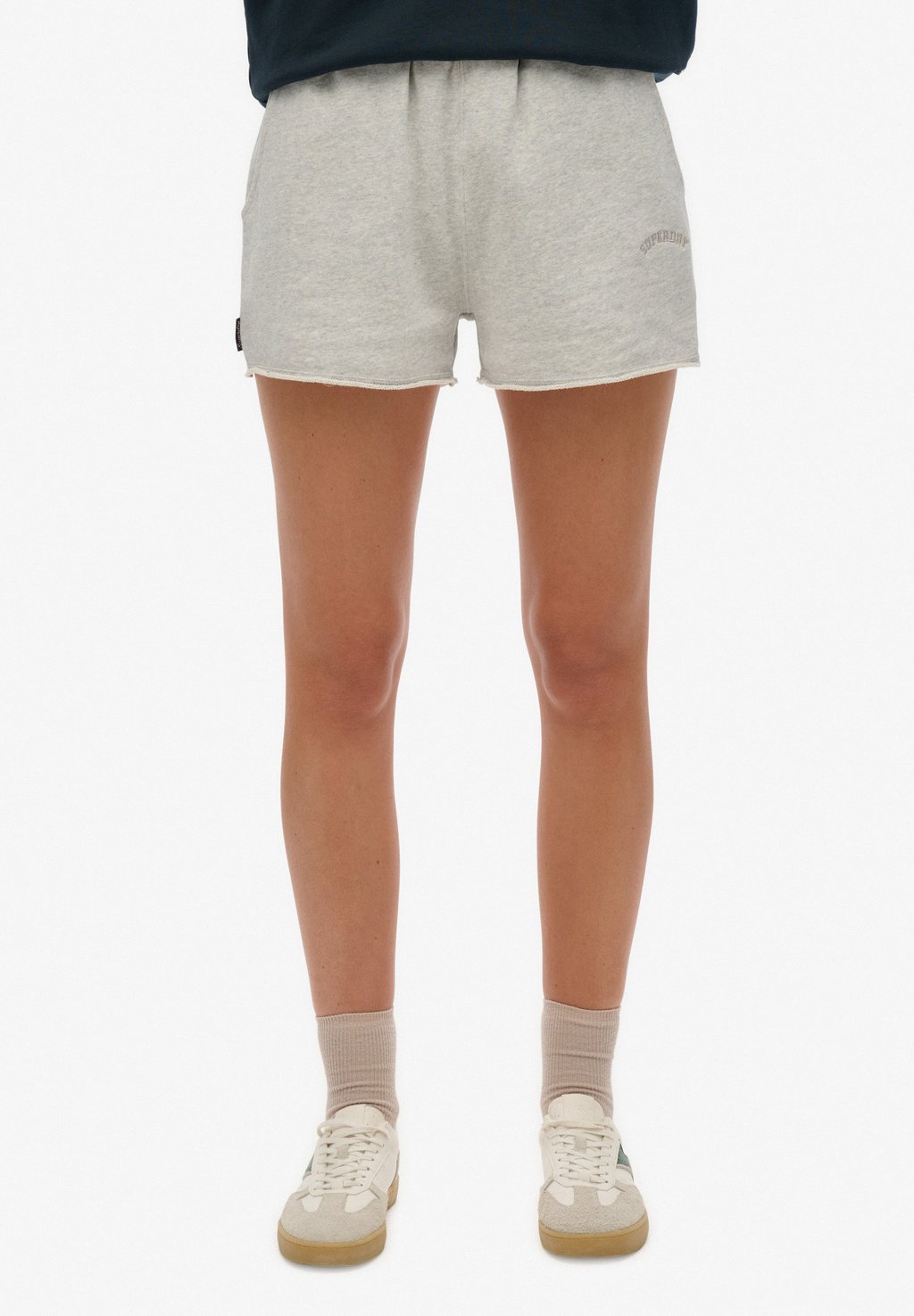 

Шорты ESSENTIAL LOGO GARMENT - Tracksuit bottoms Superdry, светло-серый