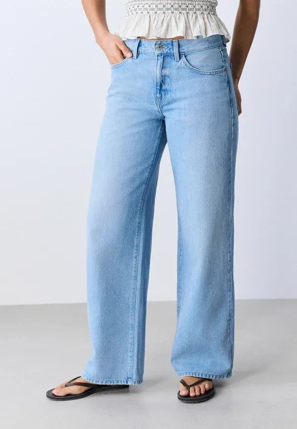 Джинсы Regular fit Next, модель Authentic High Rise City Wide Leg, цвет светло-голубой