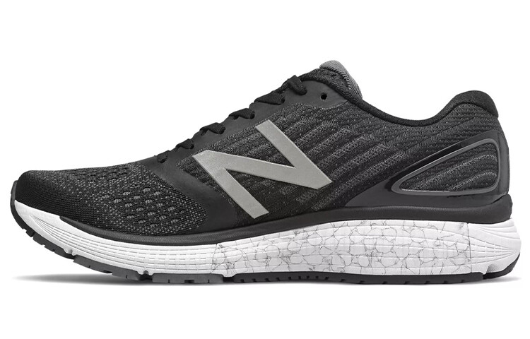 

Кроссовки женские NB 860 с низким верхом, черные/белые New Balance