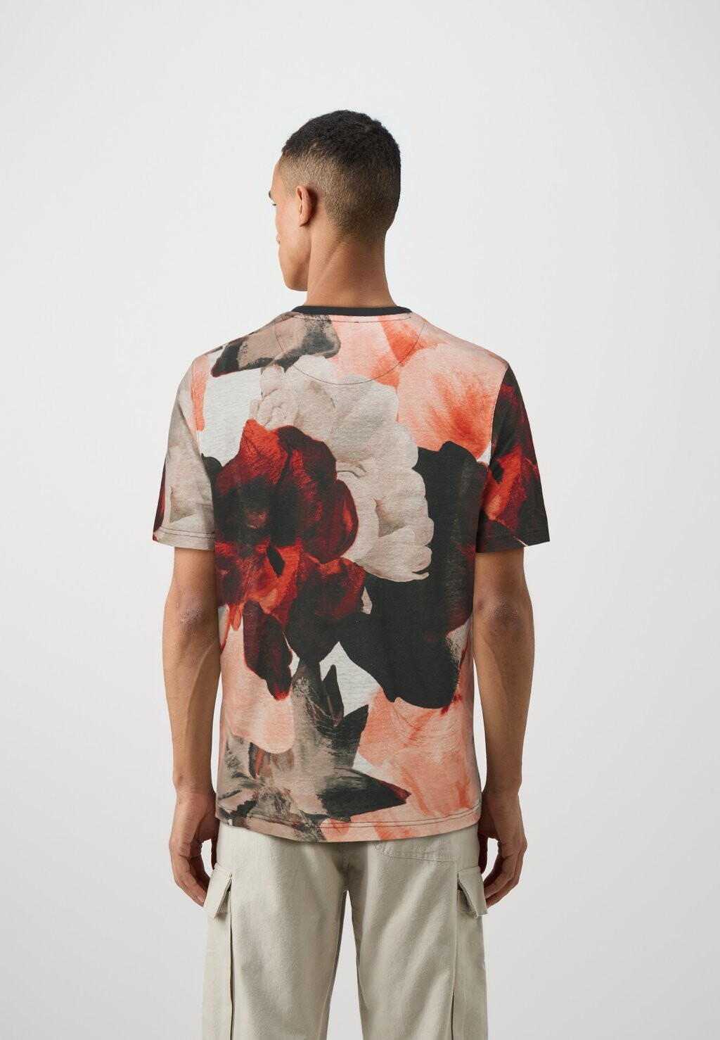 

Футболки с принтом LANDLY Ted Baker, красный