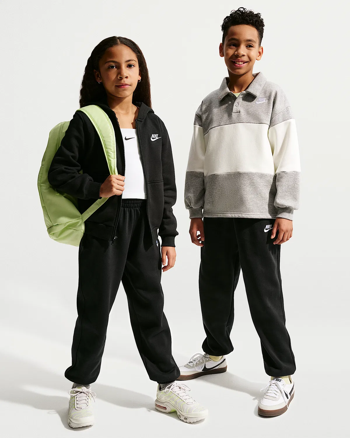 Детские свободные штаны Nike Sportswear Club Fleece, Black/White
