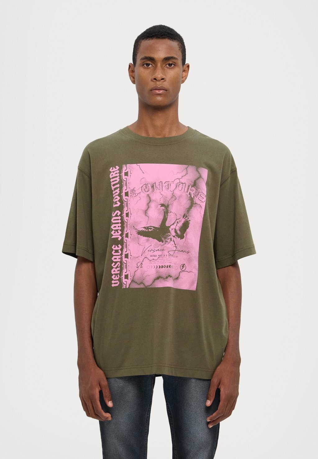 

Футболка с принтом SWAN LOGO Versace Jeans Couture, оливковый