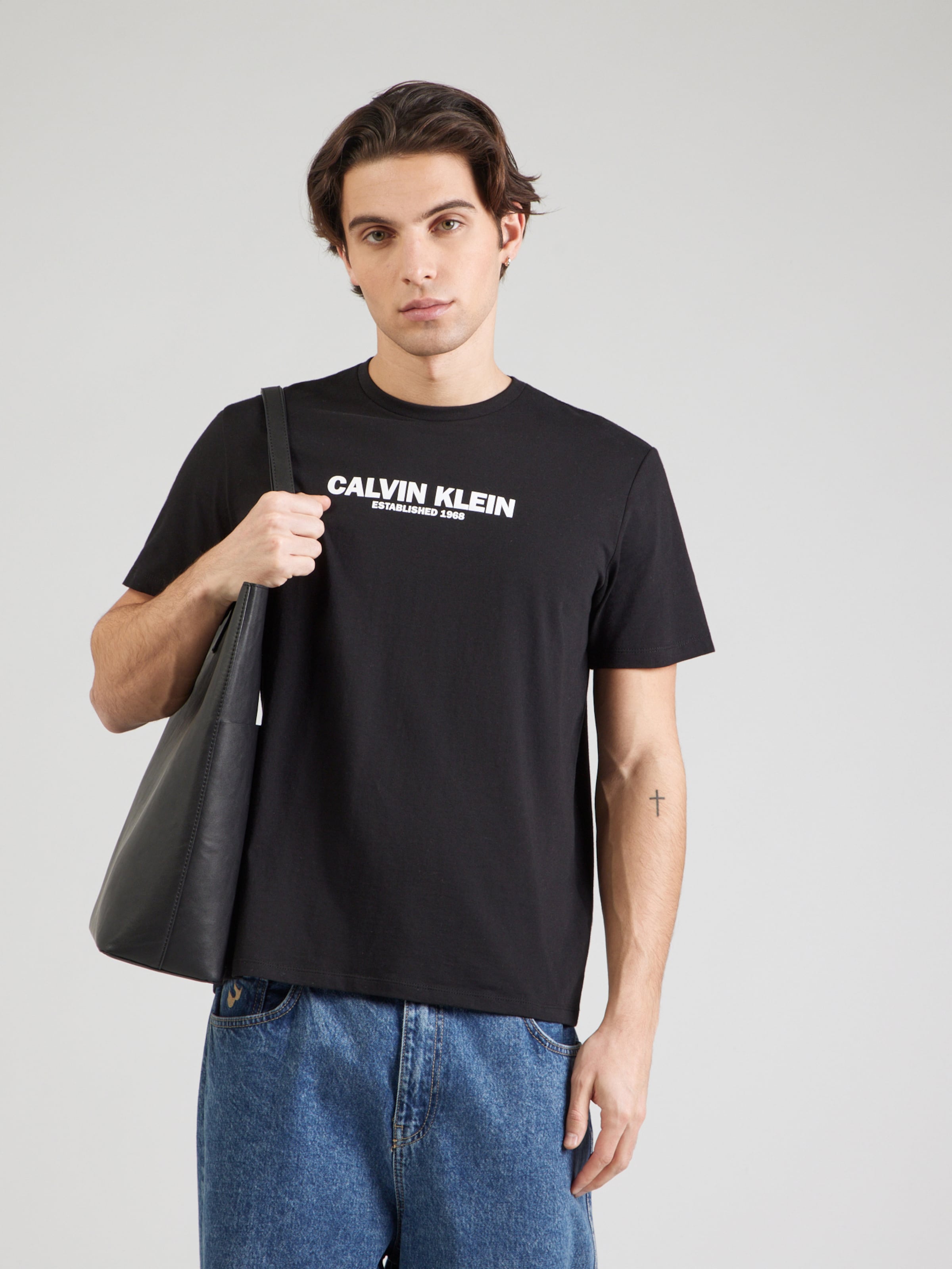 Calvin Klein Футболка '30s' в черном цвете — фото 3