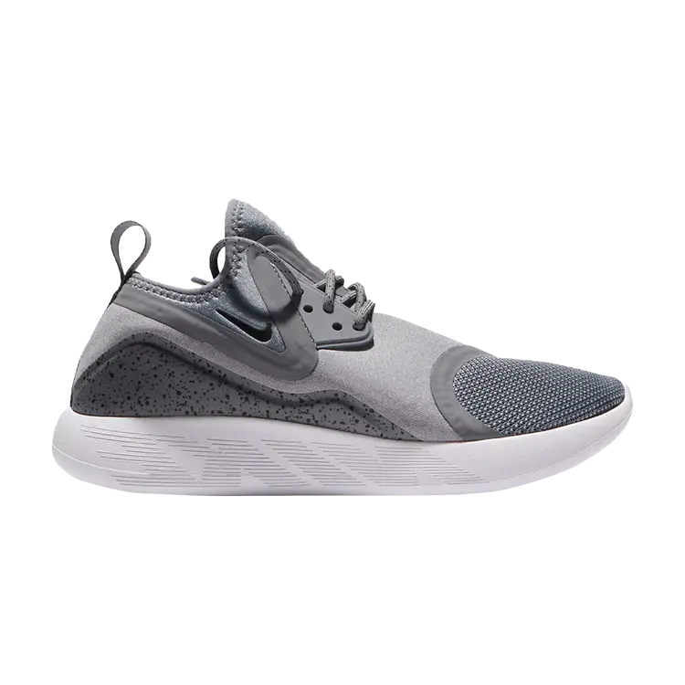 

Кроссовки Nike Wmns LunarCharge Essential 'Wolf Grey', серый