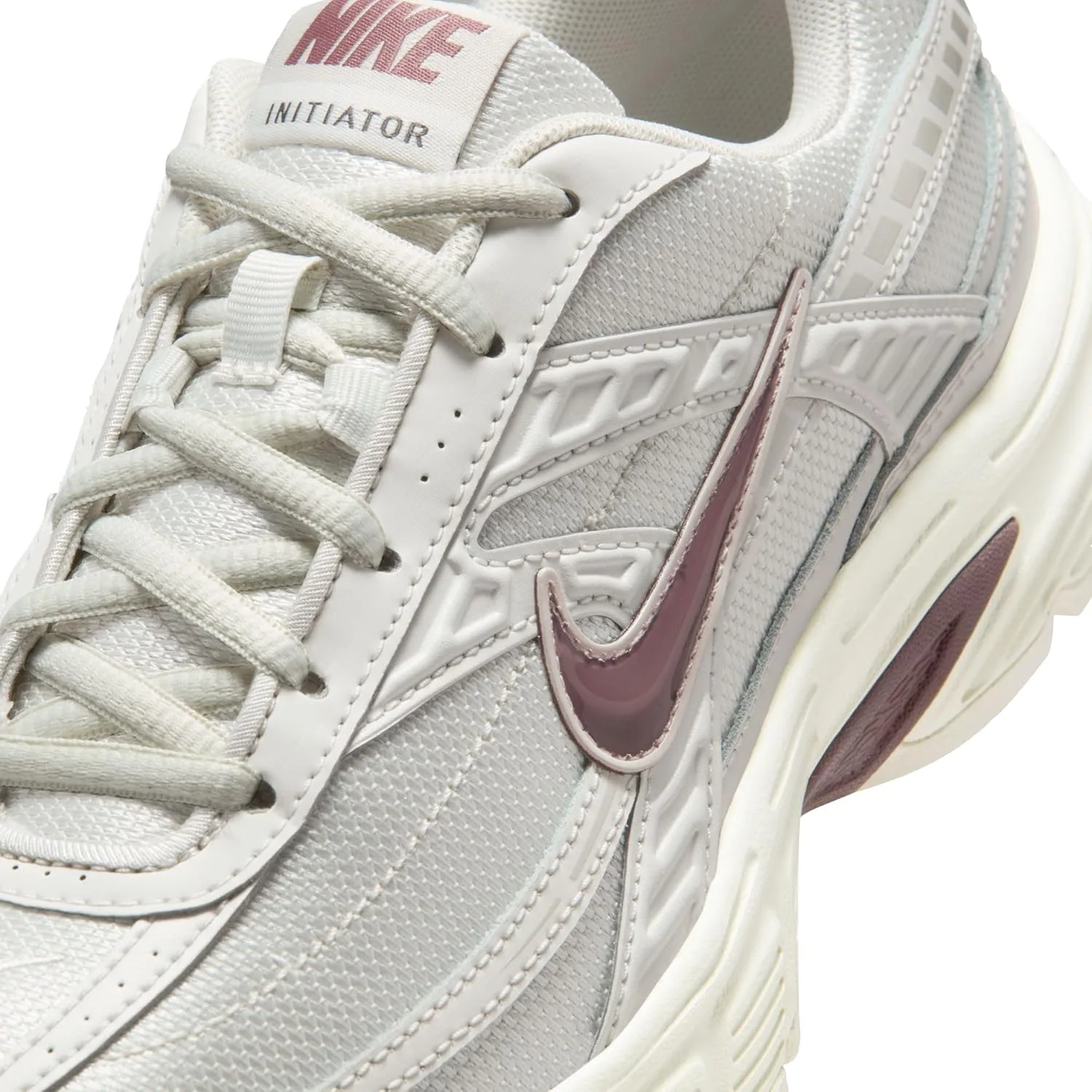 Мужские кроссовки Nike IB4467 Initiator, слоновая кость — фото 2