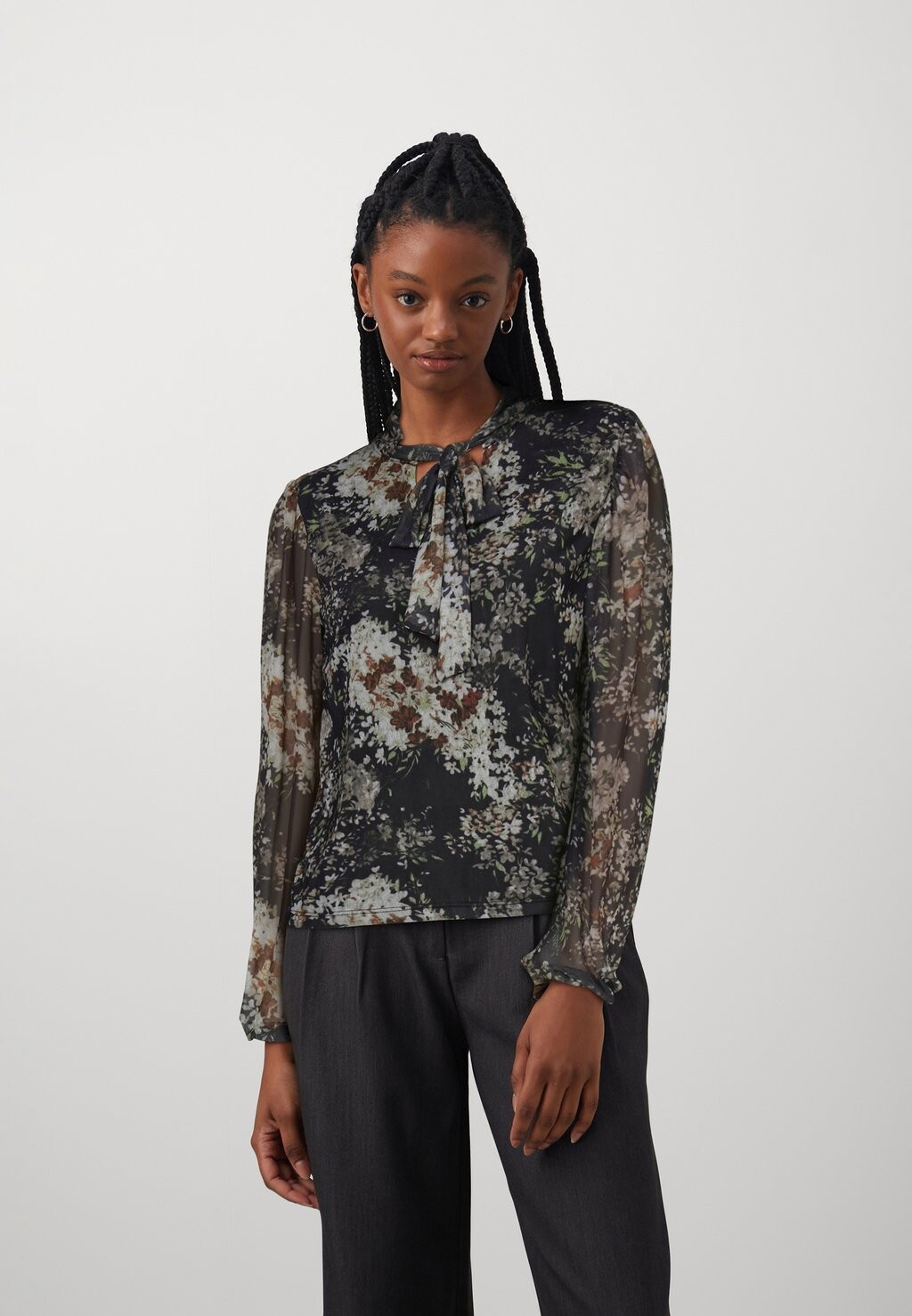 

Блузка Vero Moda VMMIA BOW DETAIL, черный
