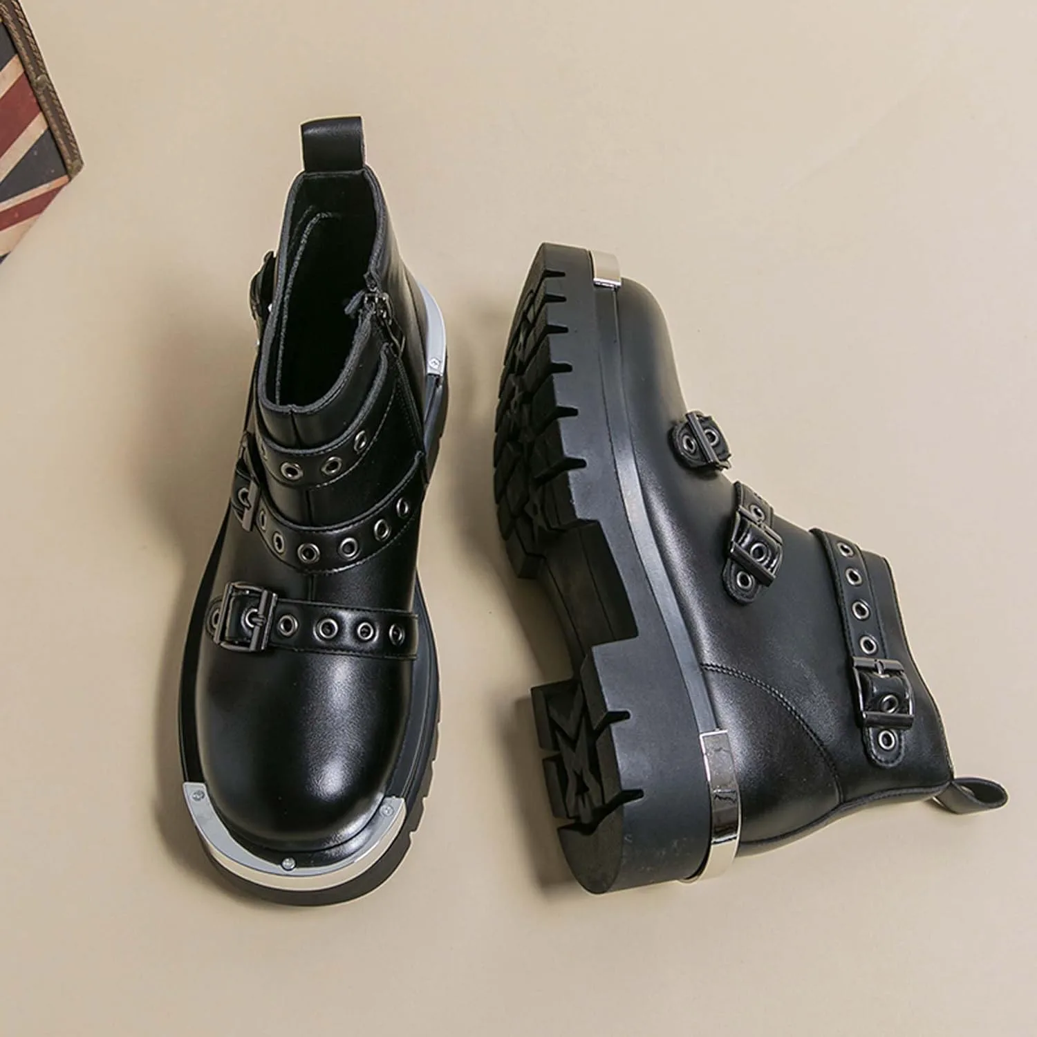 Мужские массивные ботинки, мода, черные, с характером, металлическая пряжка, уличные боевые, униформа, рок-панк, ботинки с противоскользящей подошвой, увеличивающей рост, для вечеринок, свадеб, официальные, на платформе, спортивные Generic, черн... — фото 3