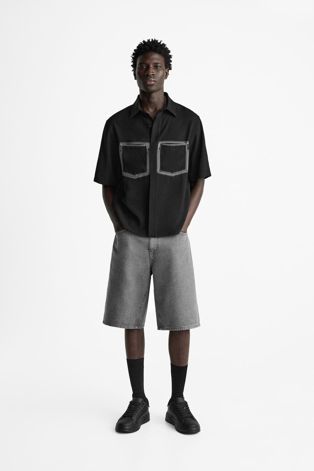 

Массивные одноцветные кроссовки ZARA, черный