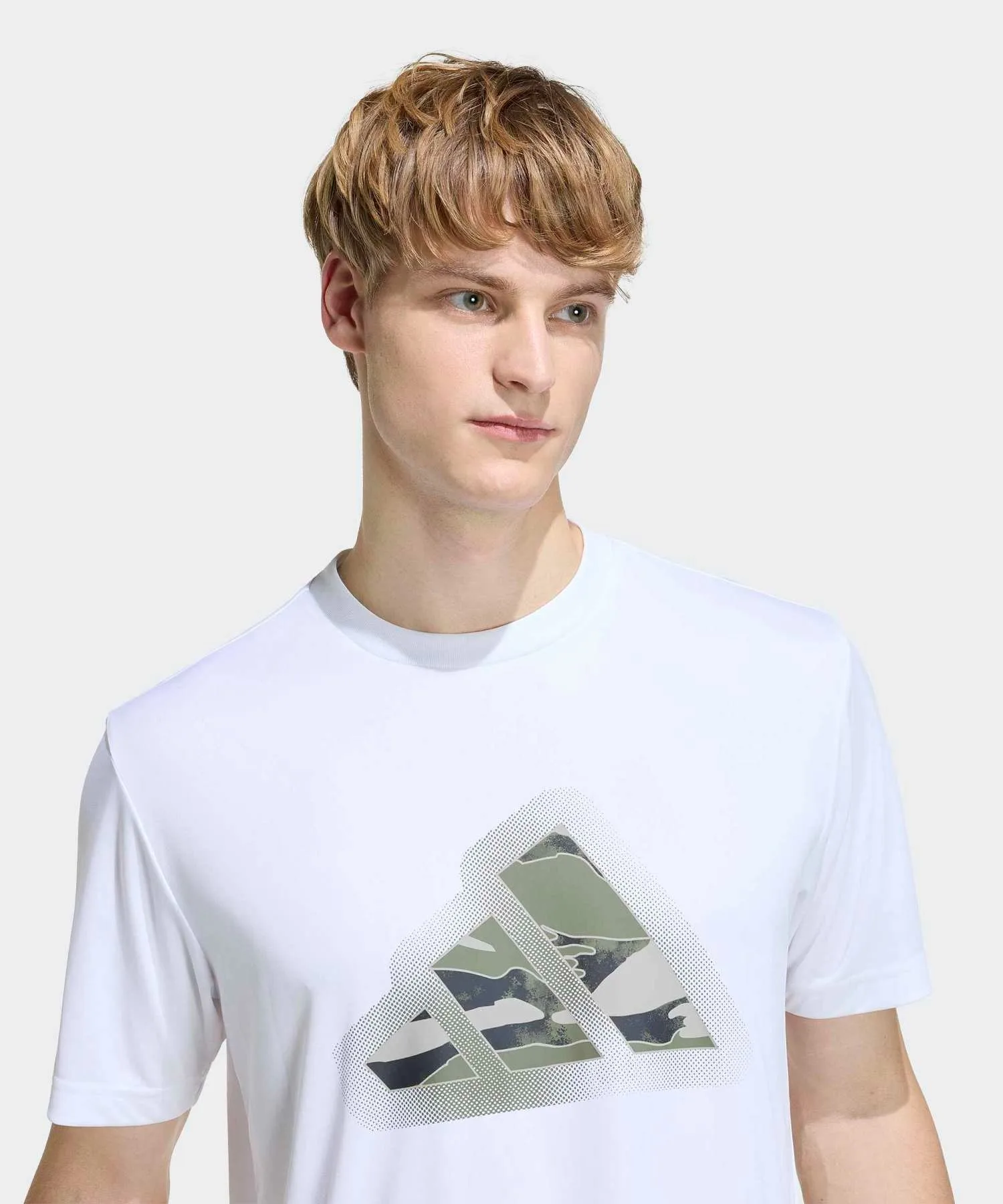 Мужская футболка с графикой Climacool Camo Modern Logo adidas белая — фото 3