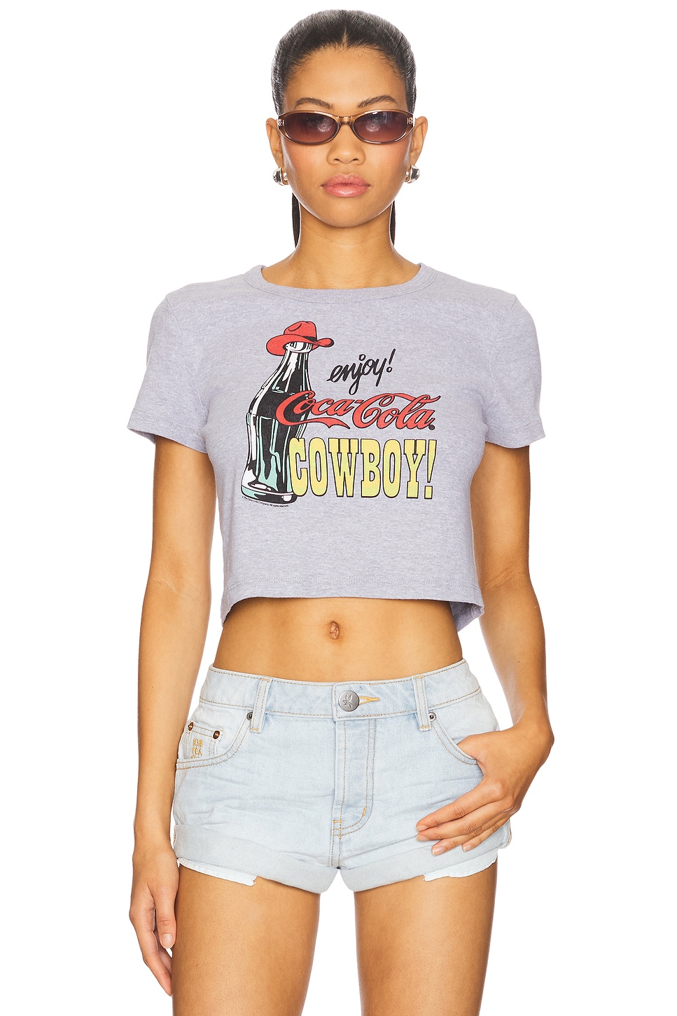

Футболка с надписью "Enjoy coke cowboy" от Junk Food, heather gray