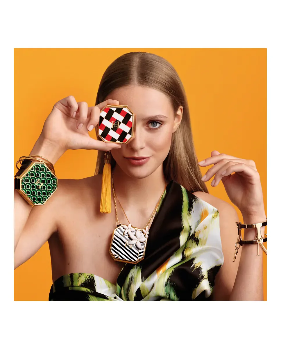Компактный футляр Fabulous Skin Compact Prints Carolina Herrera, Green Waves — фото 4