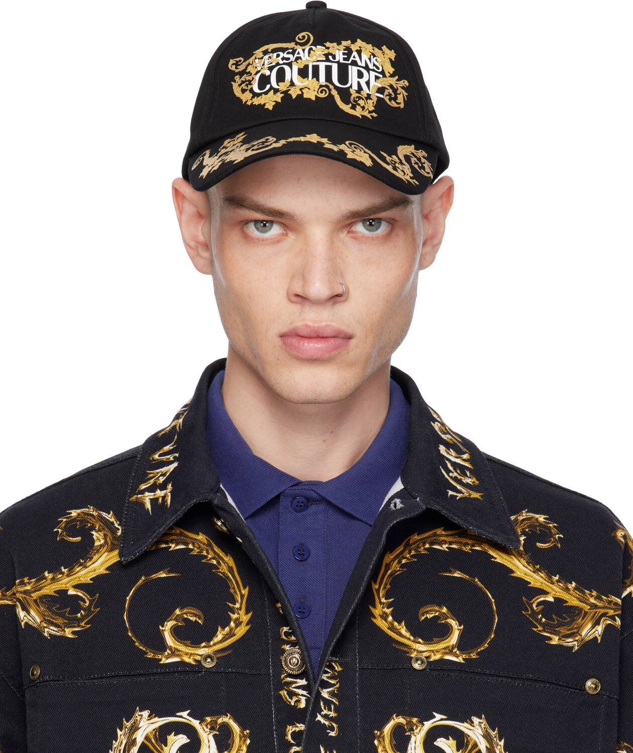 

Бейсболка с черным принтом Versace Jeans Couture