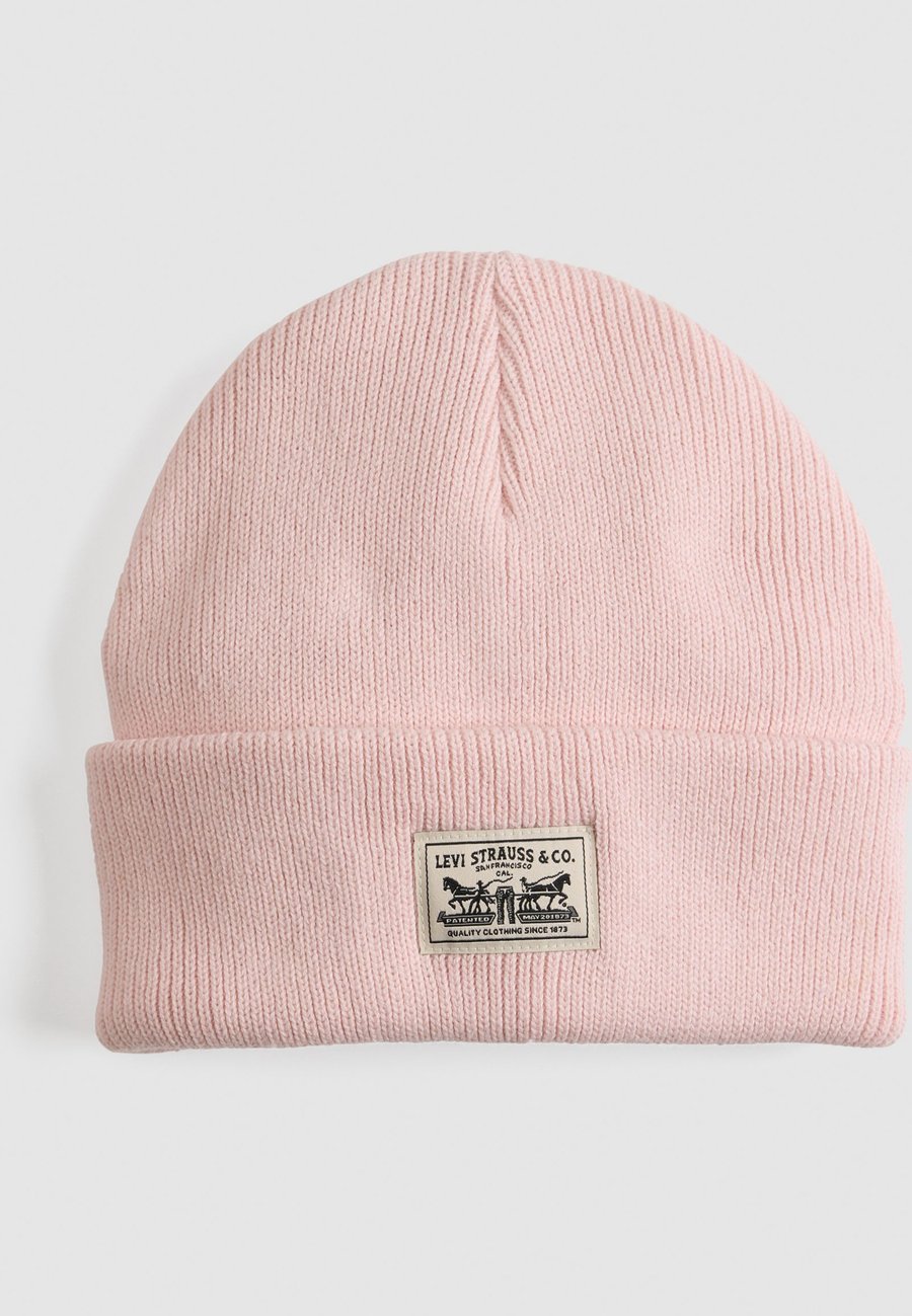 

Шапка Levi's BACKPATCH BEANIE, Zephyr/Light Pink