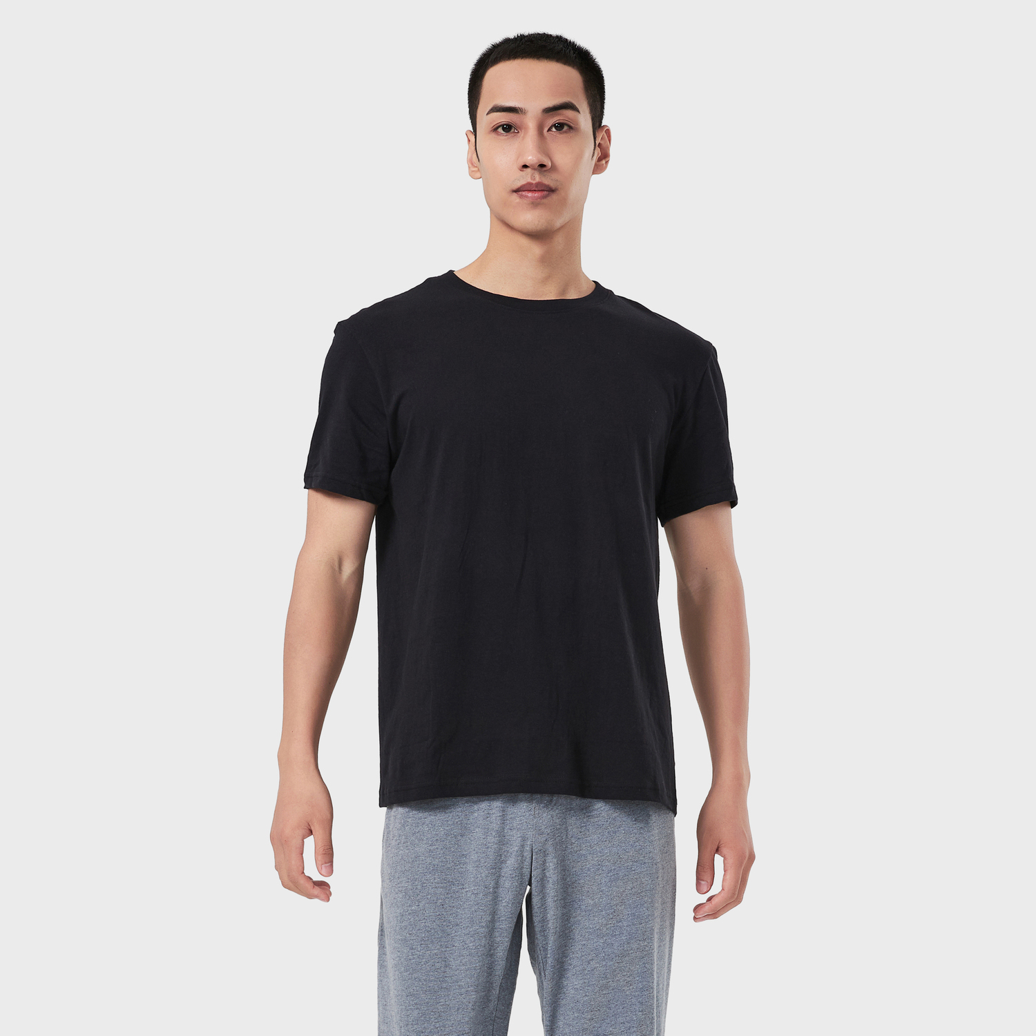 

Мужская базовая футболка для фитнеса Domyos