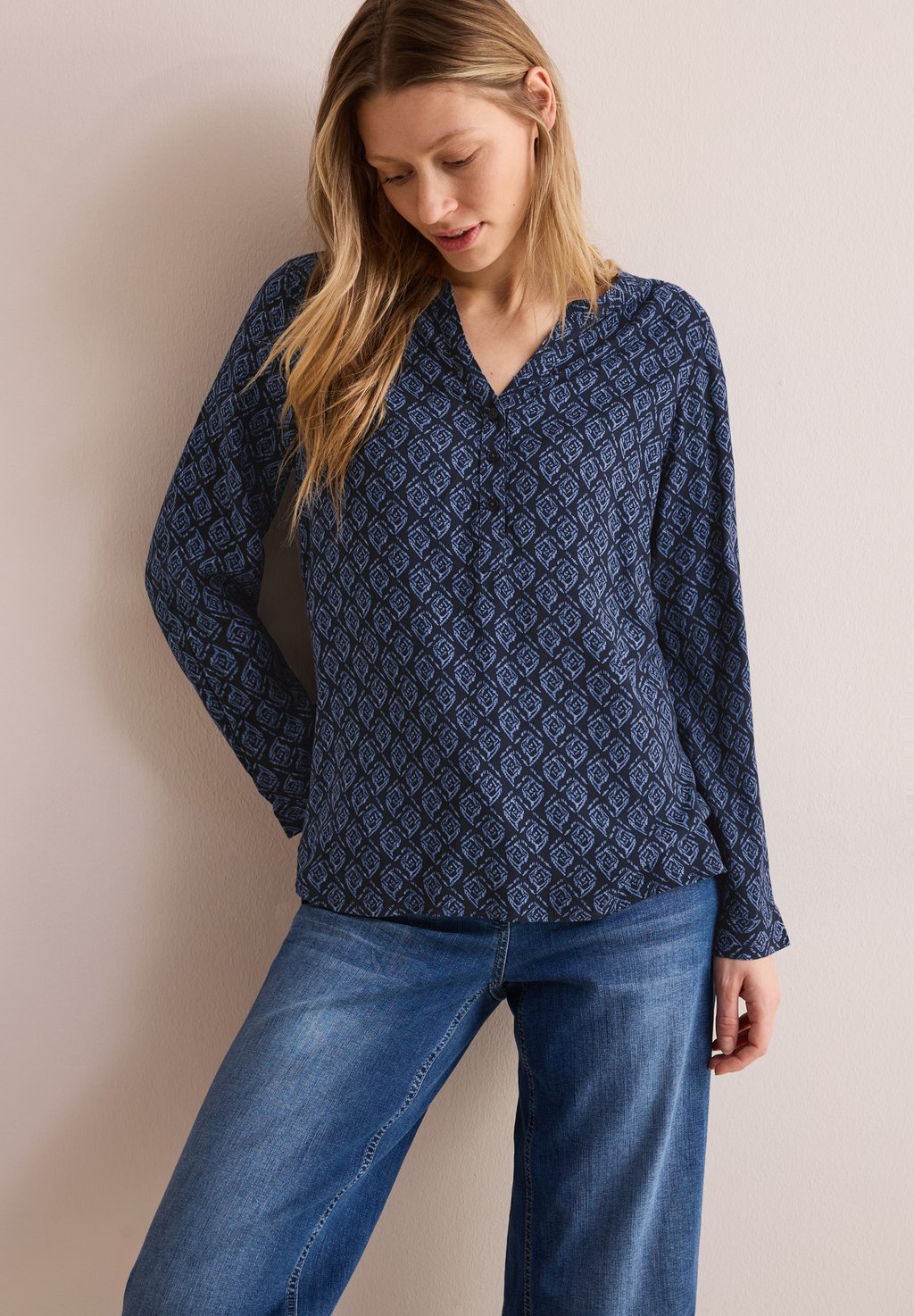 

Блуза MIT MINIMAL PRINT Cecil, синий