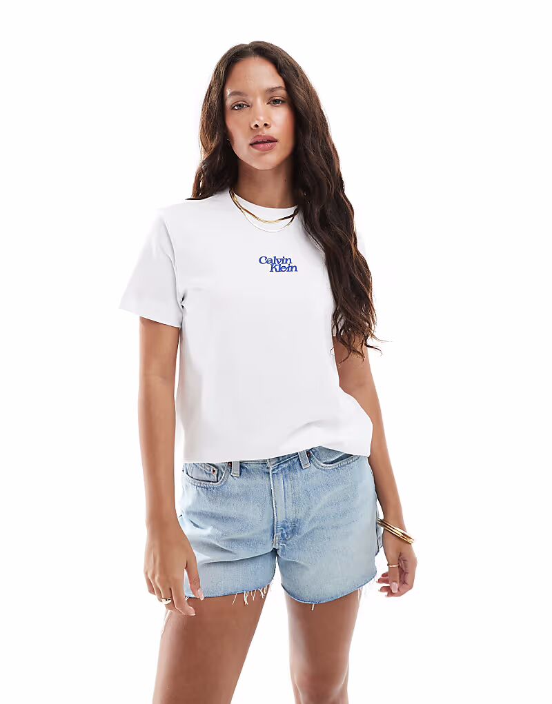

Футболка с центральным логотипом Calvin Klein Jeans белого и синего цветов