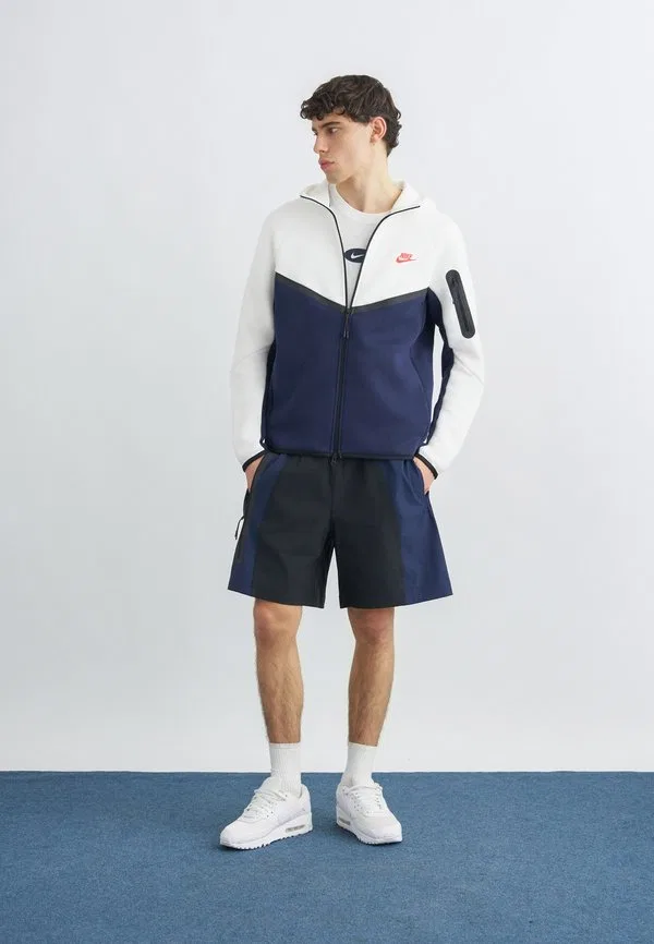 Флисовая куртка Nike Sportswear, White/Obsidian/Speed Red — фото 2