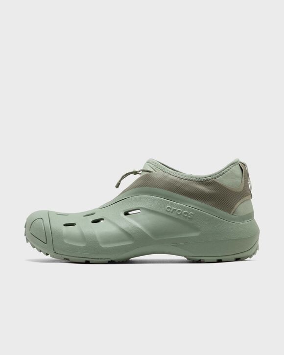 

Сабо Crocs Satisfy X Crocs Quick Trail Moss, цвет moss