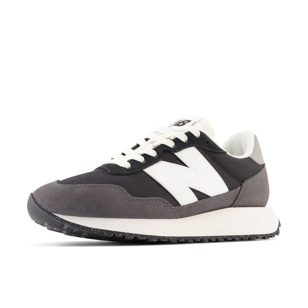 

Кроссовки New Balance 237, черный