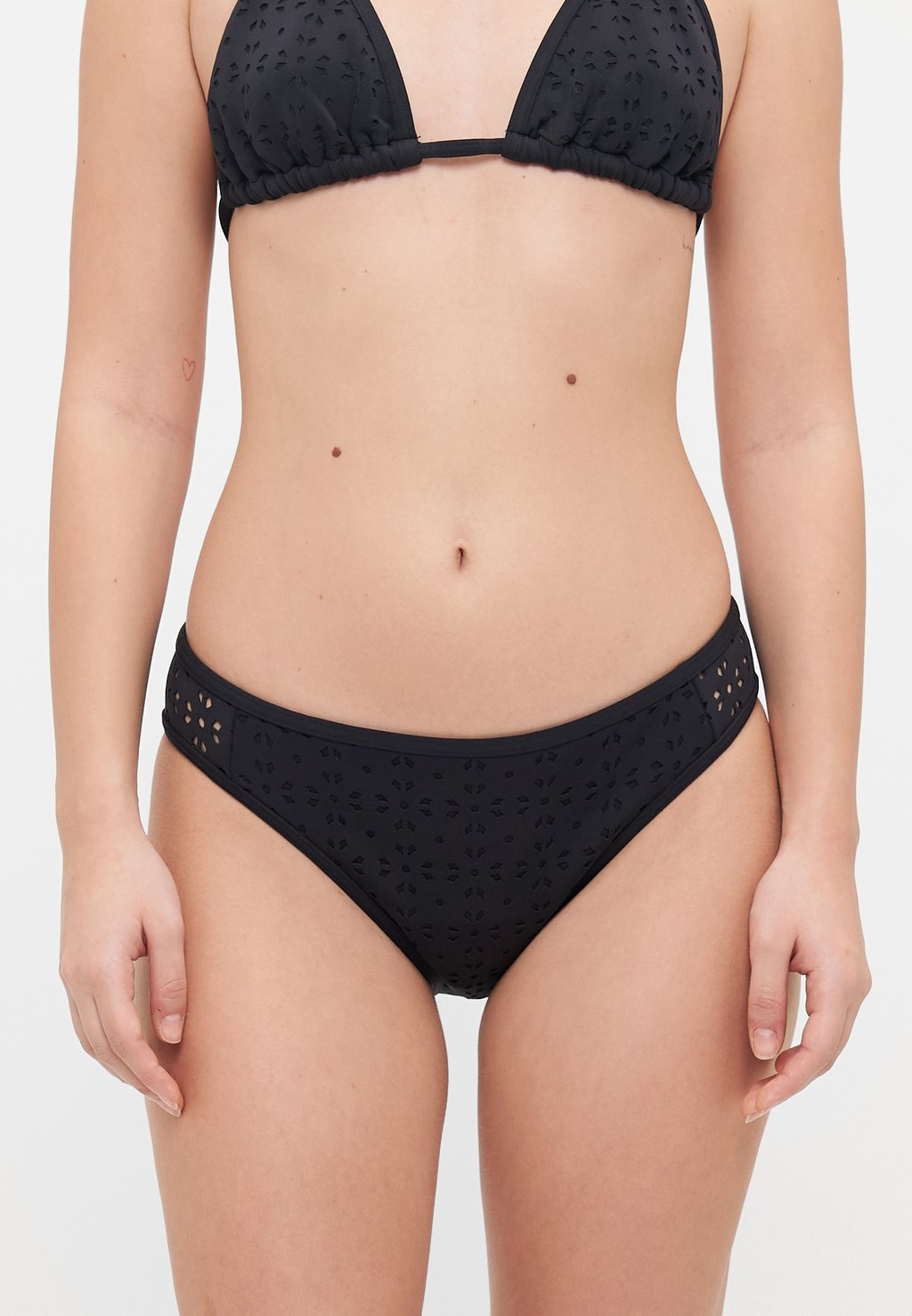 

Плавки бикини HIGH LEG BOTTOM MICHAEL Michael Kors, черный
