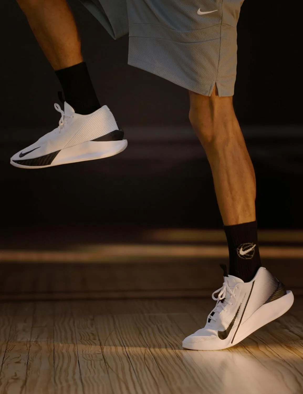 Кроссовки Nike GT Jump Academy на шнуровке, унисекс, для взрослых, White, Silver, Black — фото 2