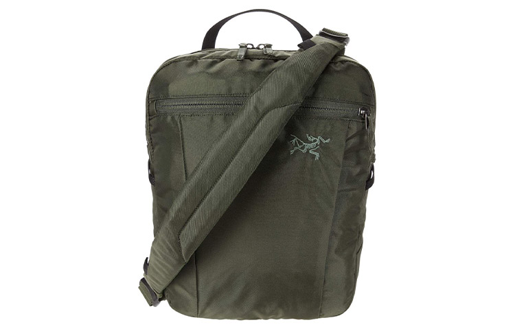 

Зеленая сумка для активного отдыха Arcteryx