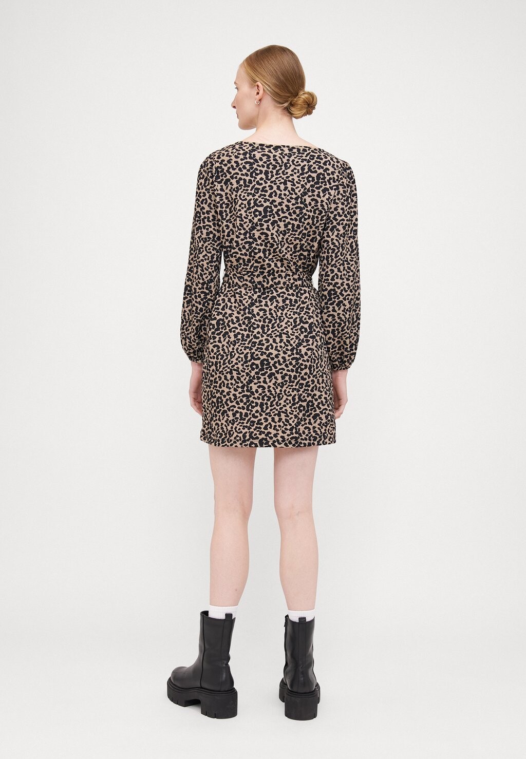 

Платье из джерси VMMERVE SHORT DRESS Vero Moda Tall, светло-коричневый