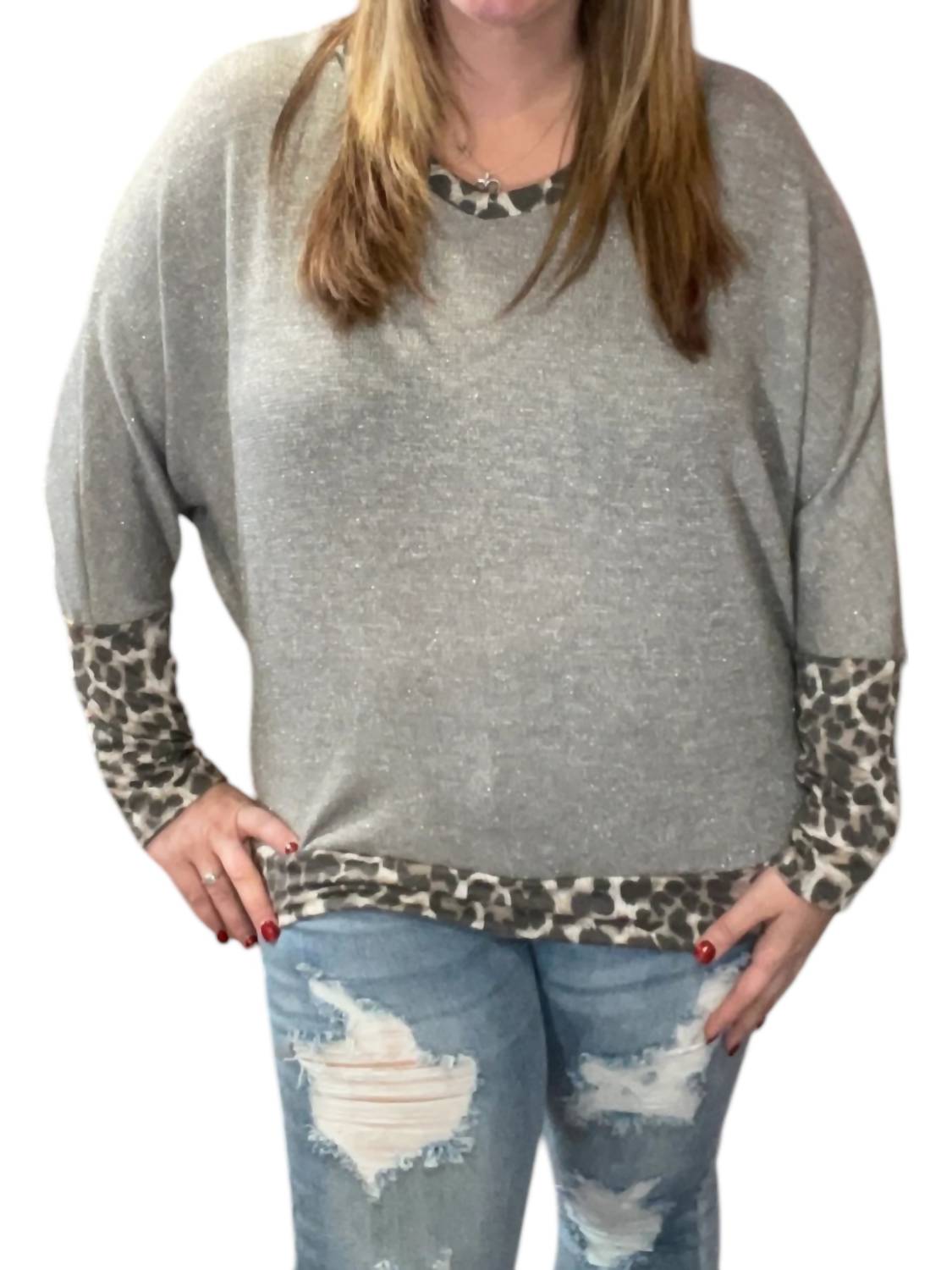 

Футболка Dolman With Leopard Accents серого цвета honeyme