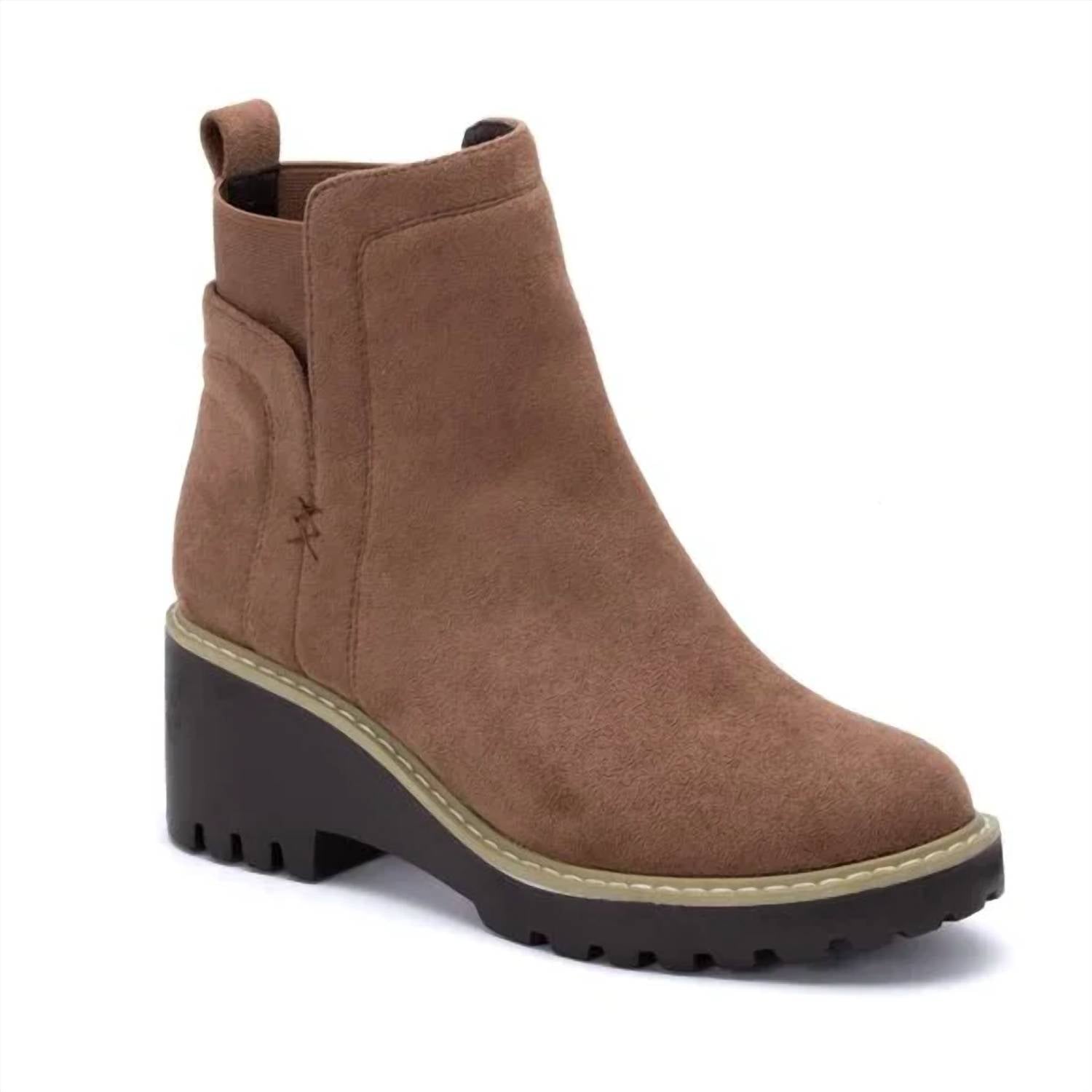 Базовые ботильоны из верблюжьей замши Corkys Footwear, цвет camel suede