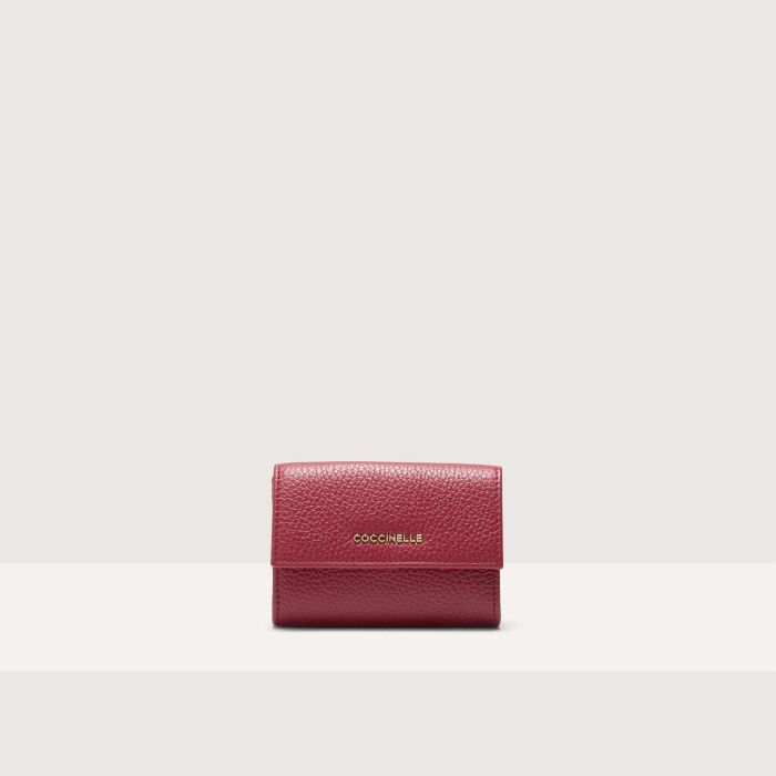 

Кошелек Coccinelle Metallic Soft, цвет Sangria