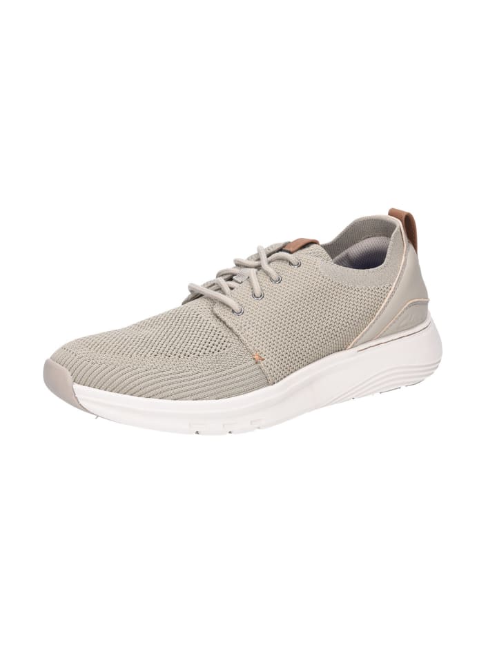 

Кроссовки на шнуровке Clarks, зеленый