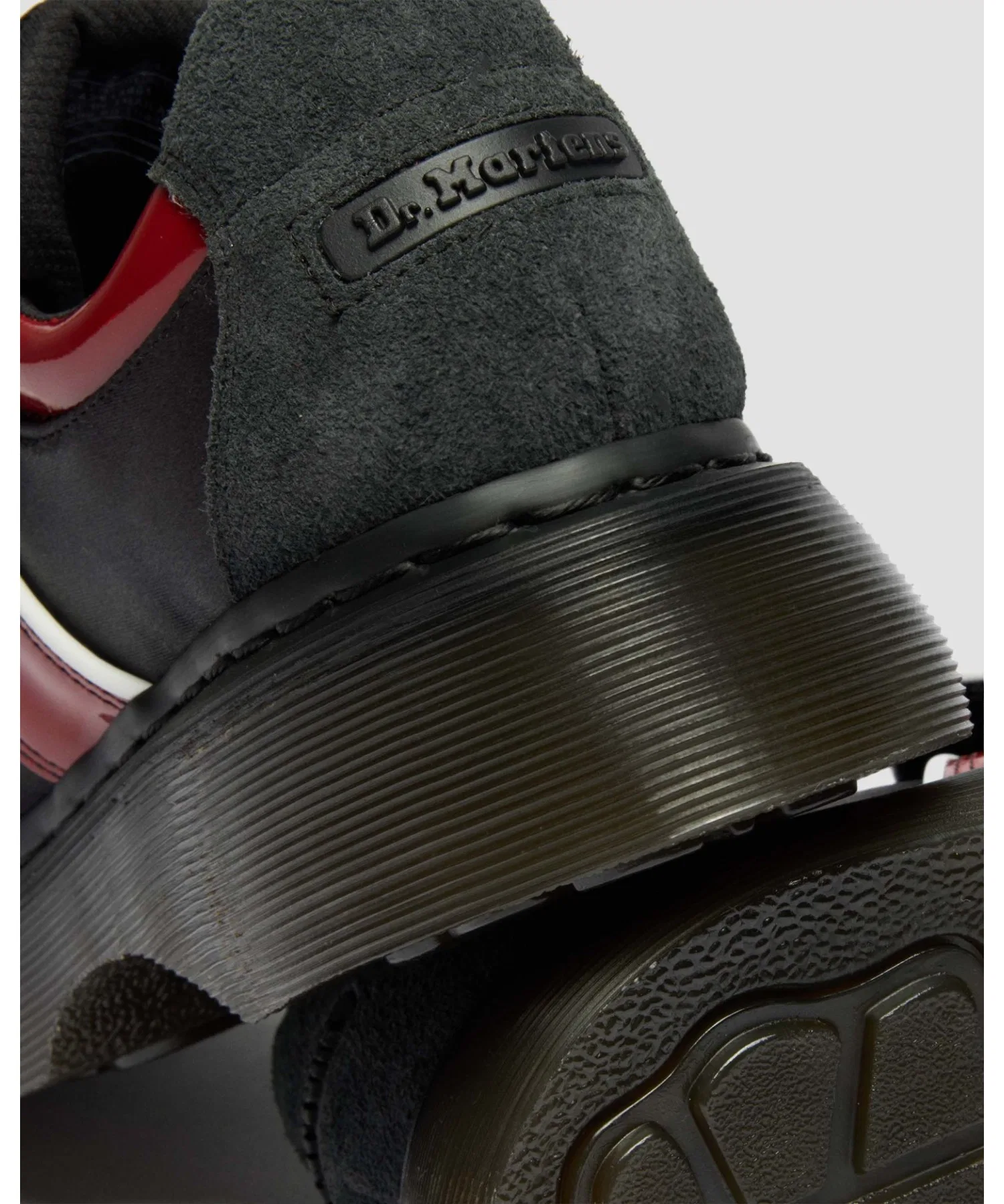 Унисекс туфли Dr. Martens BUZZ с ремешком чёрные и красные — фото 3