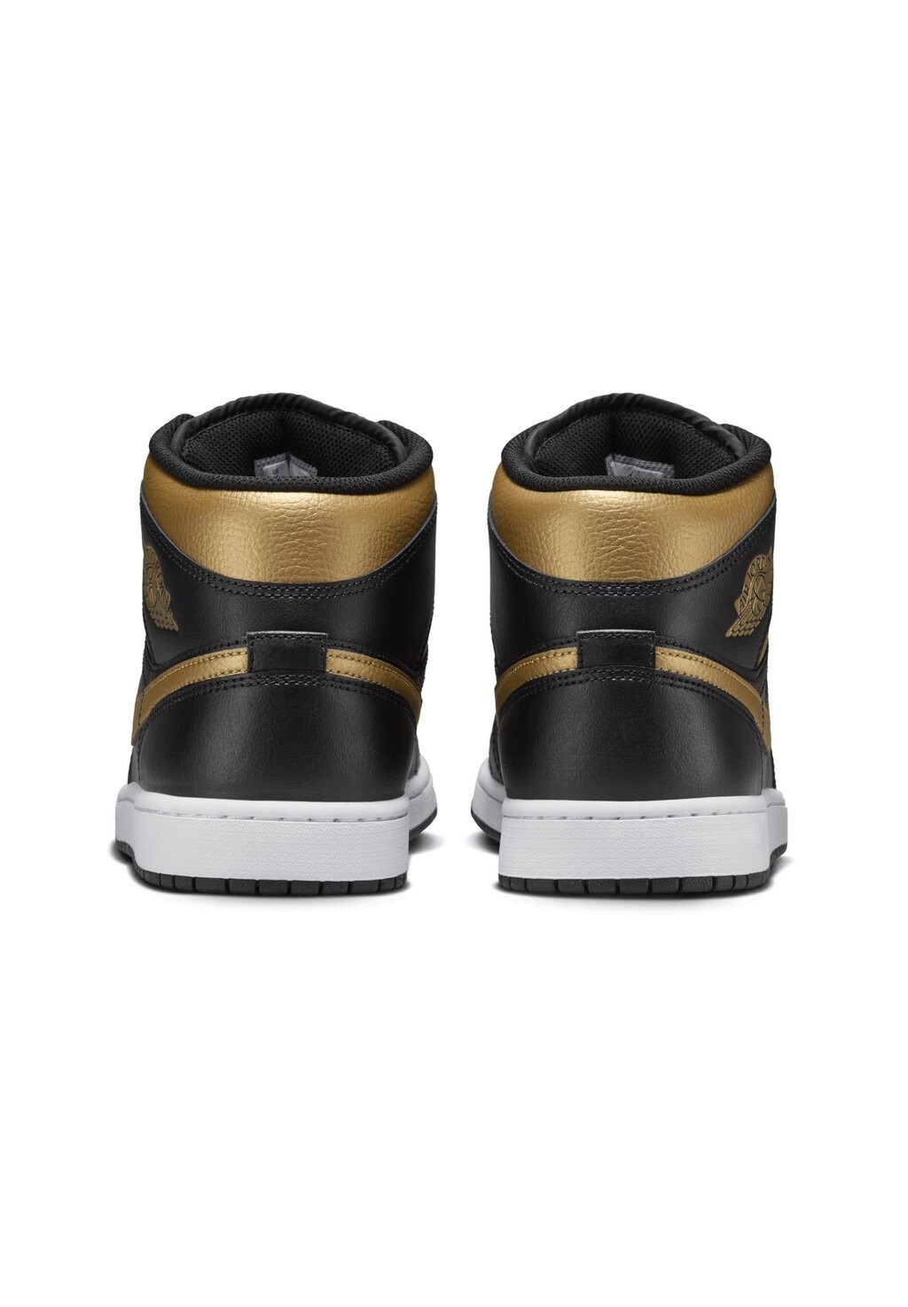 

Кроссовки AIR JORDAN 1 MID Jordan, черный