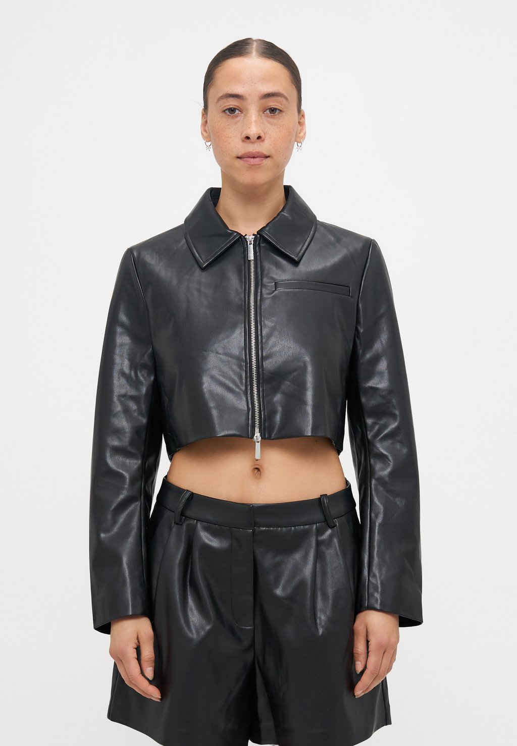 

Куртка из искусственной кожи ONLSARAMY JACKET ONLY Petite, черный