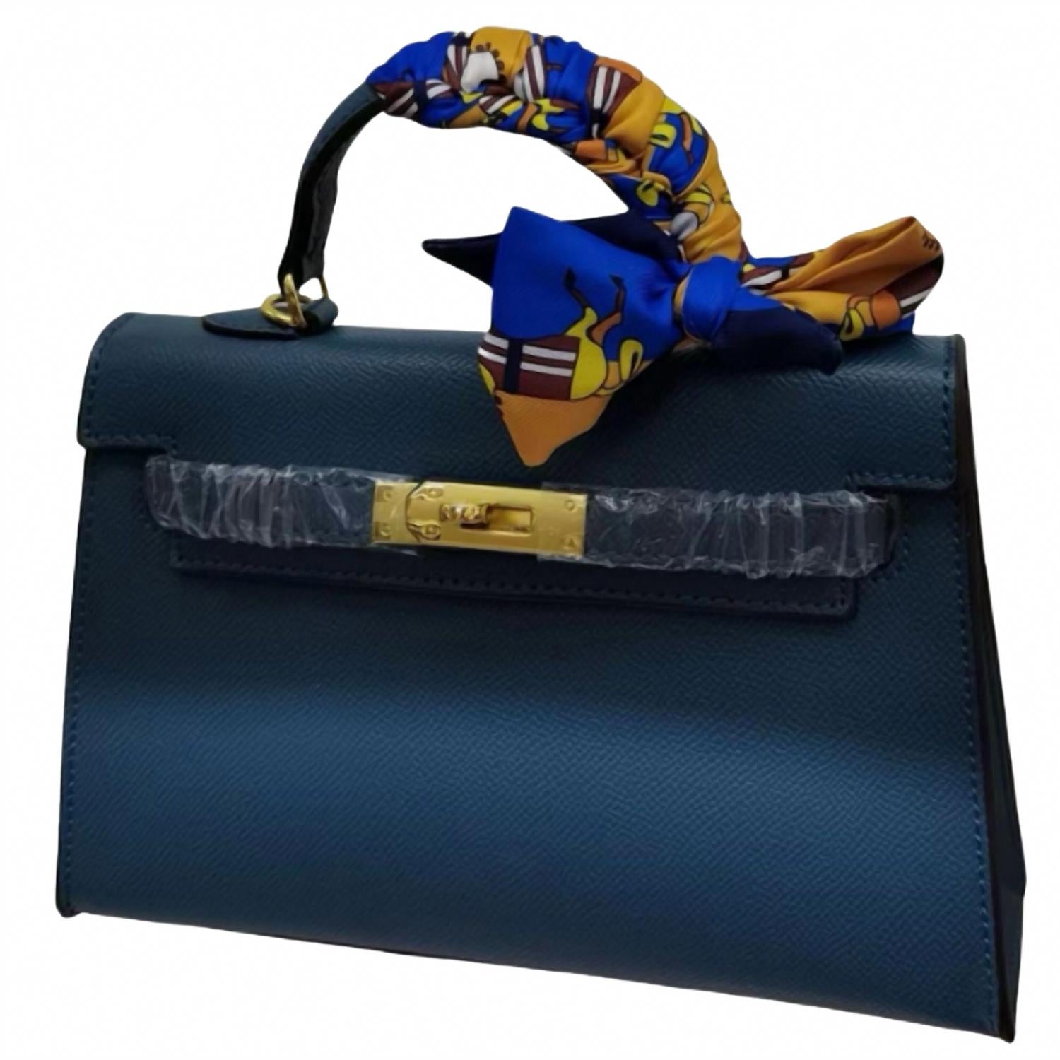 

Гламурная мини-сумочка Signature в голубом цвете Lake Blue Glam Collections