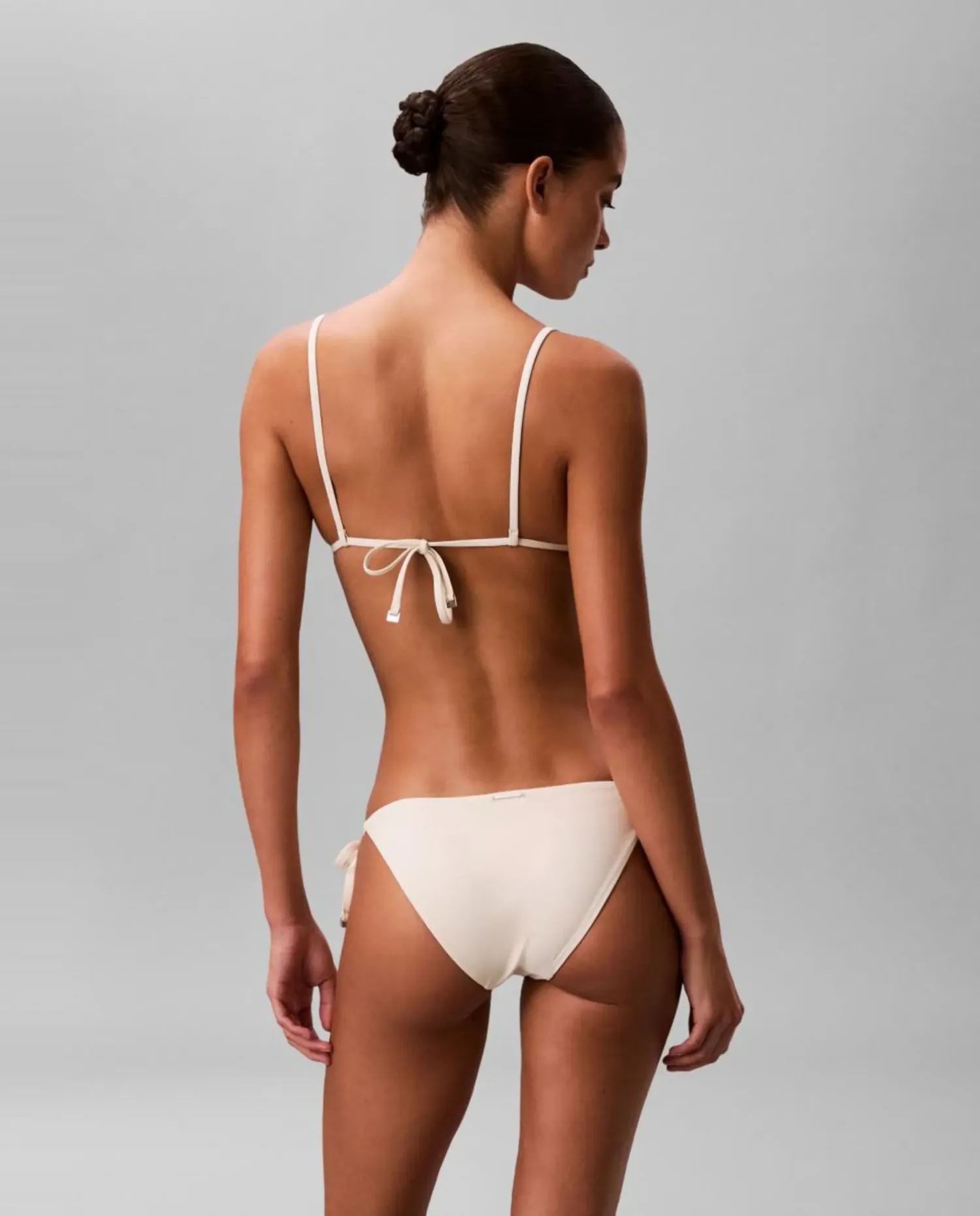Верхняя часть бикини треугольной формы Calvin Klein, кремовый — фото 2