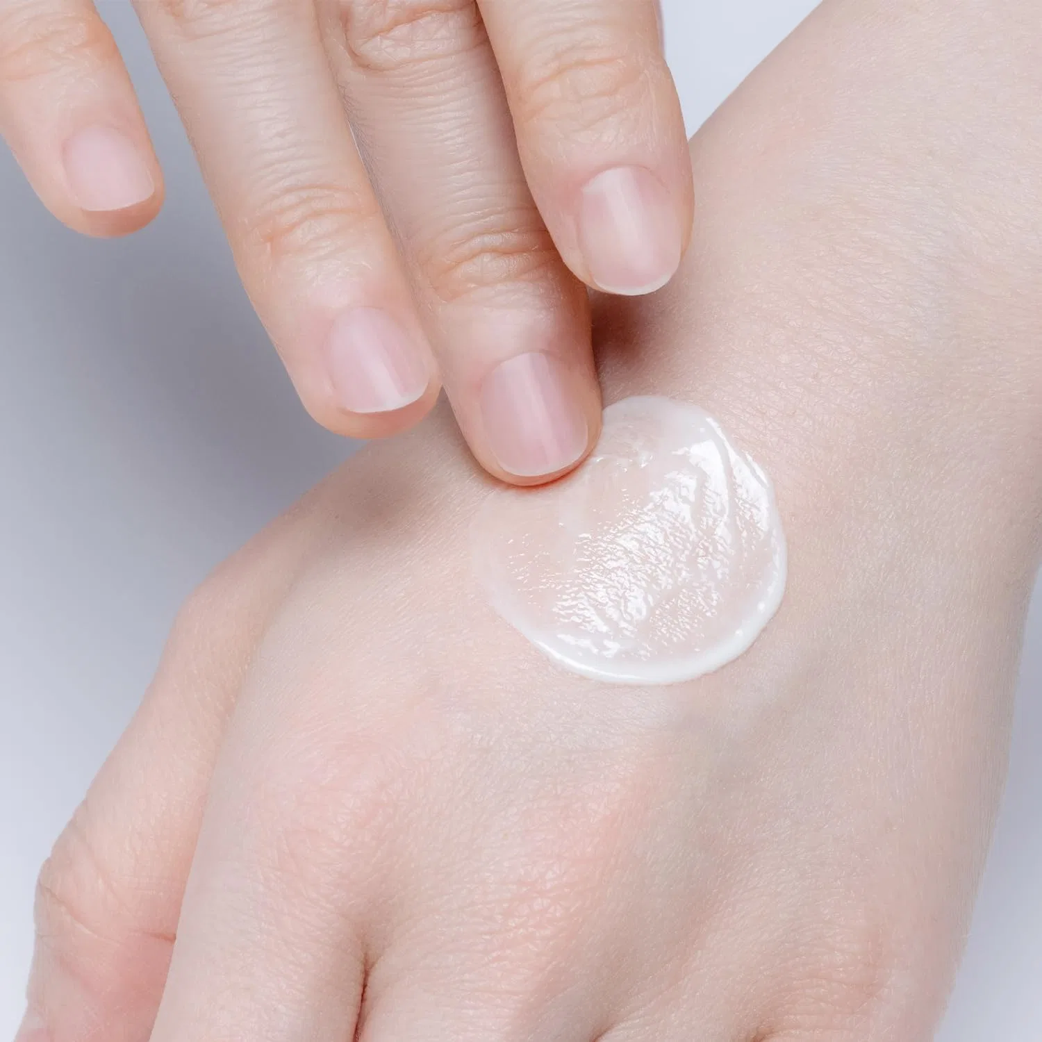 Солнцезащитный гель Suncut UV Gel SPF50+ PA++++ 120 г белый — фото 4