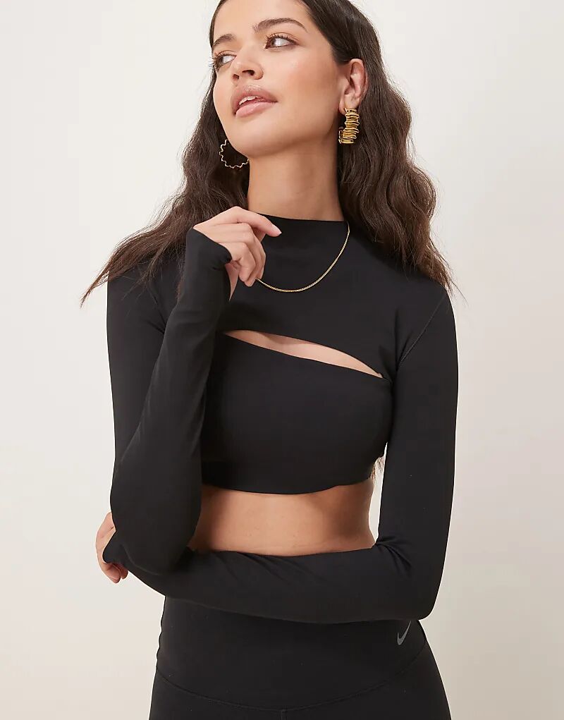 

Мягкий лонгслив с длинными рукавами Nike Training Zenvy D-FIT черного цвета