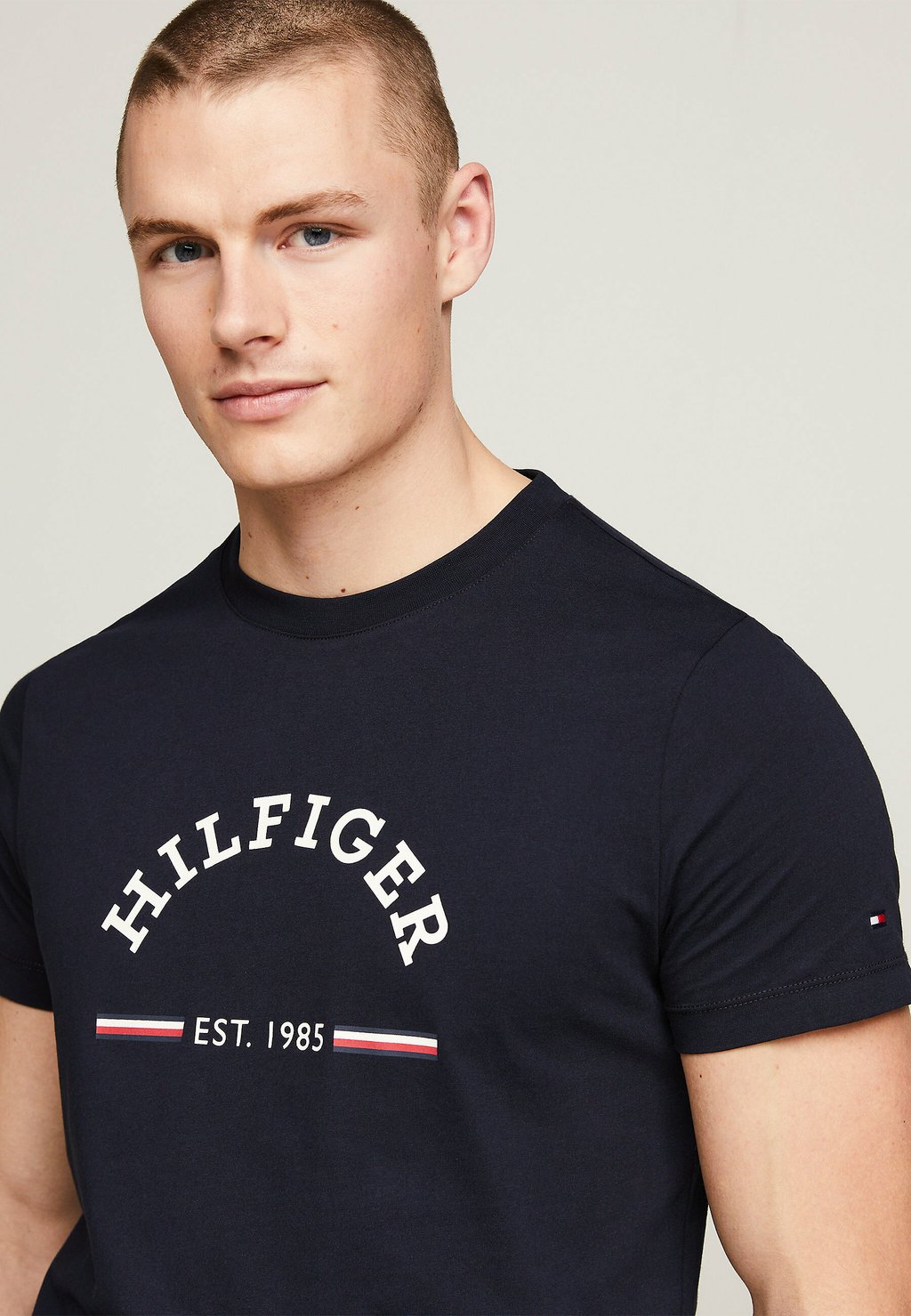 

Футболка с принтом LOGO Tommy Hilfiger, темно-синий