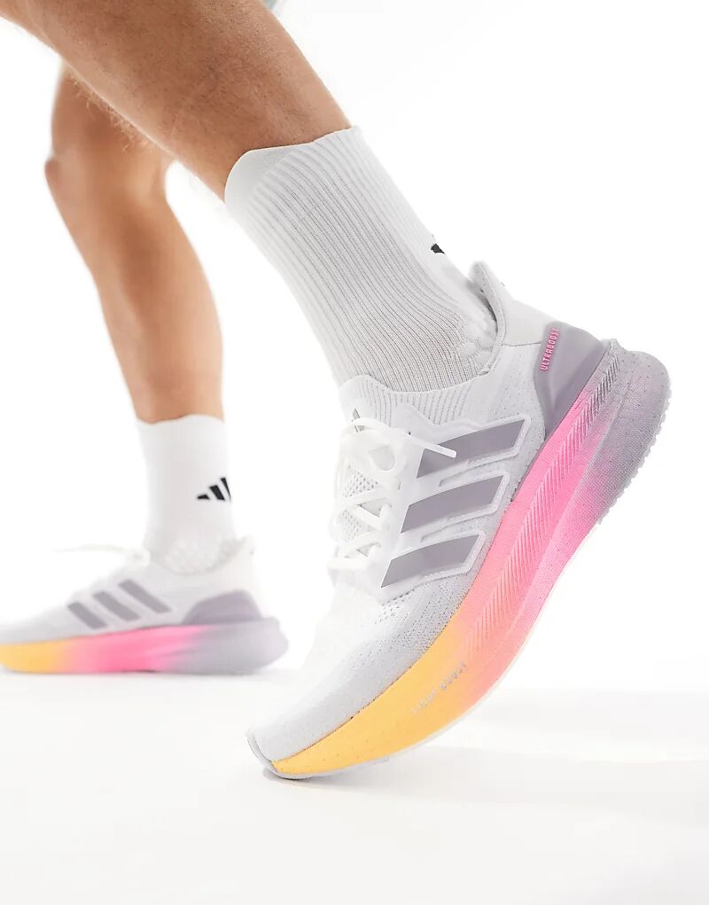 

Кроссовки adidas Running Ultraboost 5 белого цвета adidas performance