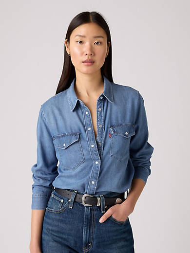 

Легендарная джинсовая рубашка в стиле вестерн Levi's, цвет Fish Fed - Medium Wash