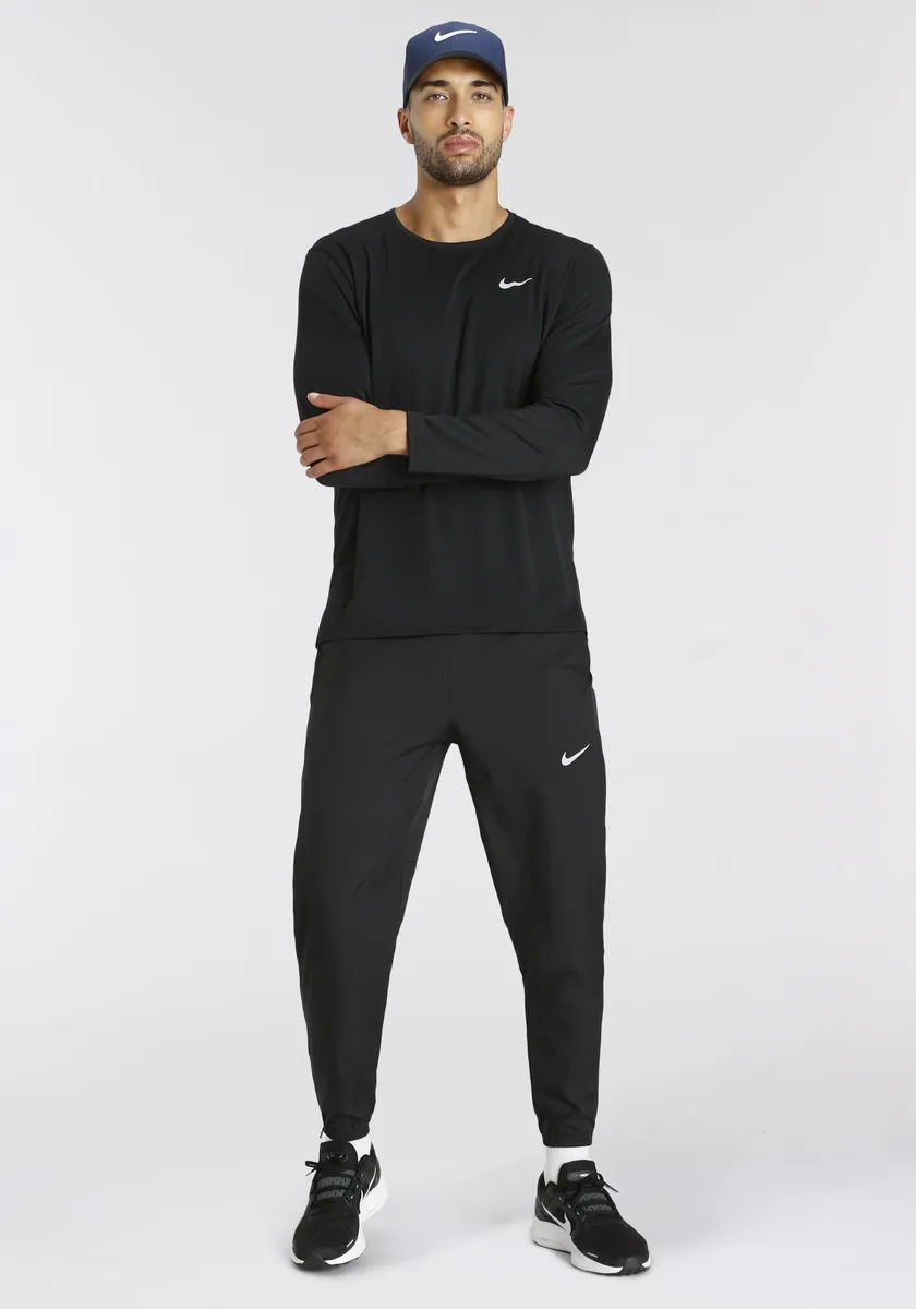 

Футболка для бега Nike "DRI-FIT UV MILER MEN'S LONG-SLEEVE RUNNING TOP", черный
