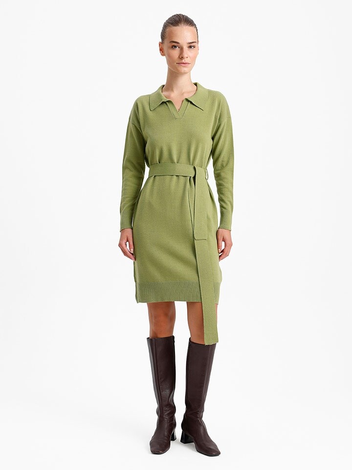 

Короткое платье BGN Strickkleid, зеленый