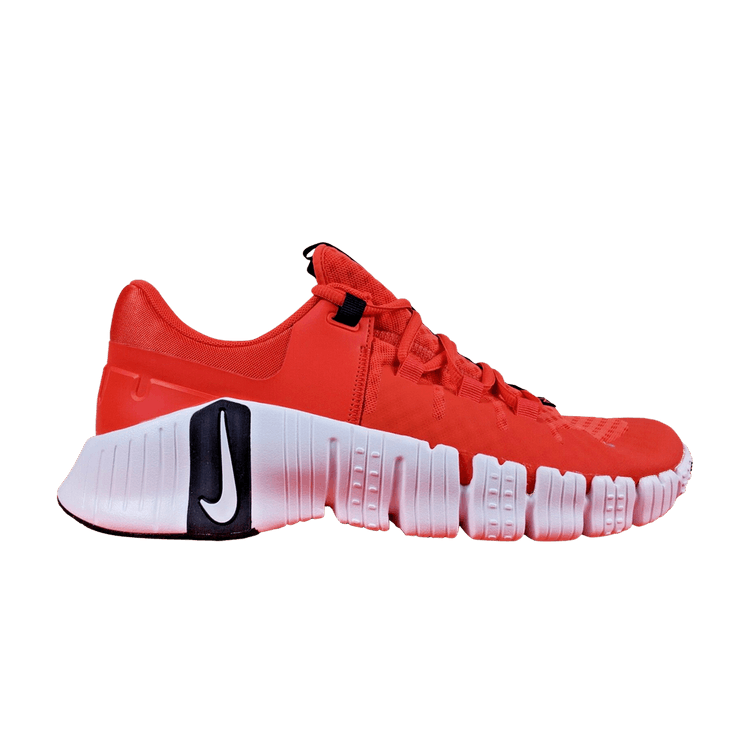 

Кроссовки Nike Free Metcon 5 TB 'Team Crimson', оранжевый