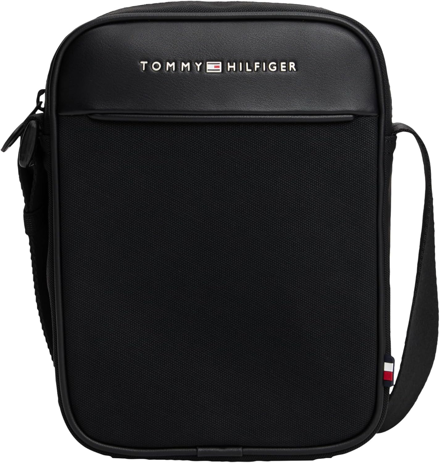 

Сумка через плечо Tommy Hilfiger Foundation Small с регулируемым ремешком и логотипом, Black, Черный, Сумка через плечо Tommy Hilfiger Foundation Small с регулируемым ремешком и логотипом, Black